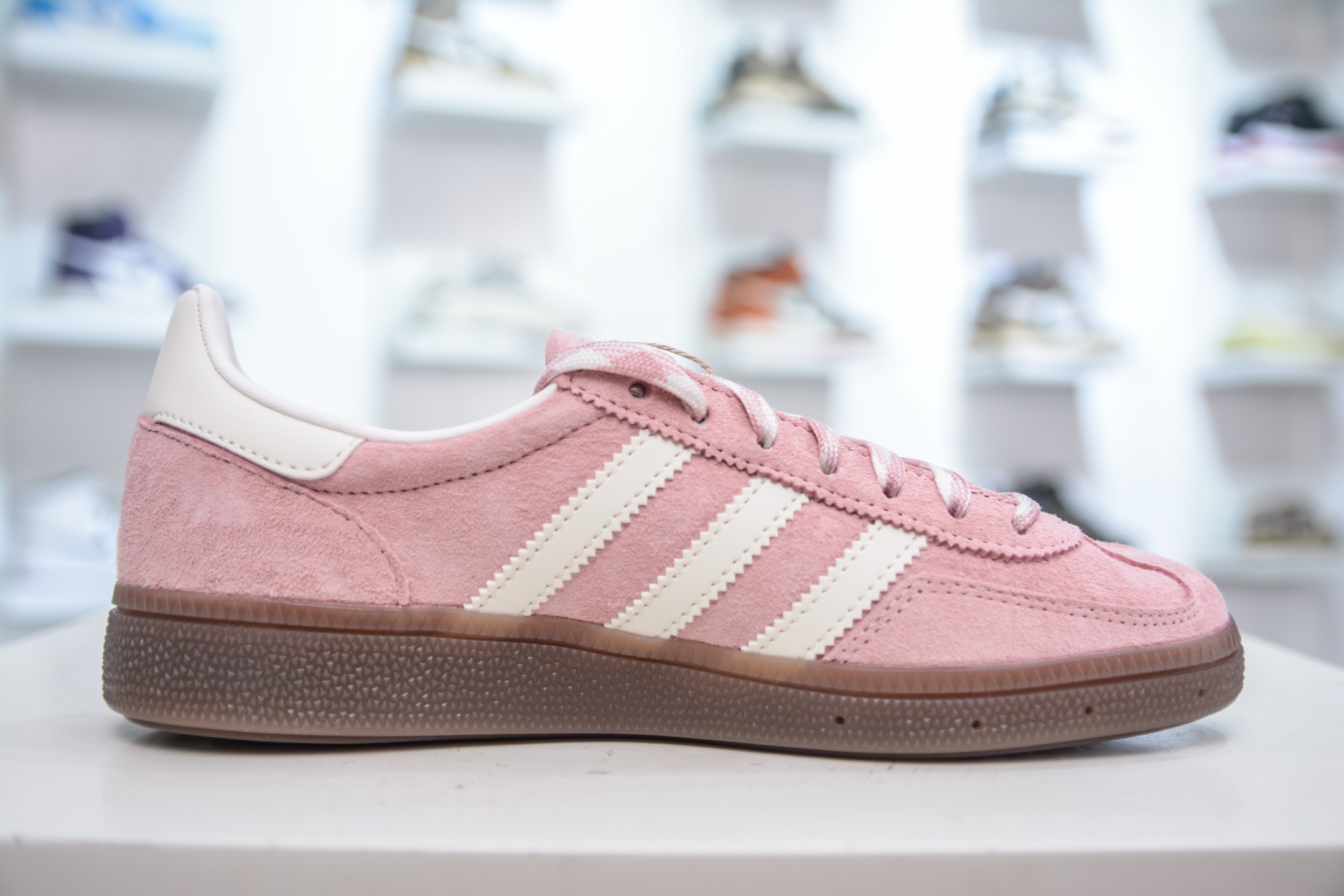 Ad Handball Spezial 阿迪达斯经典款反毛皮复古休闲板鞋 KJ6305