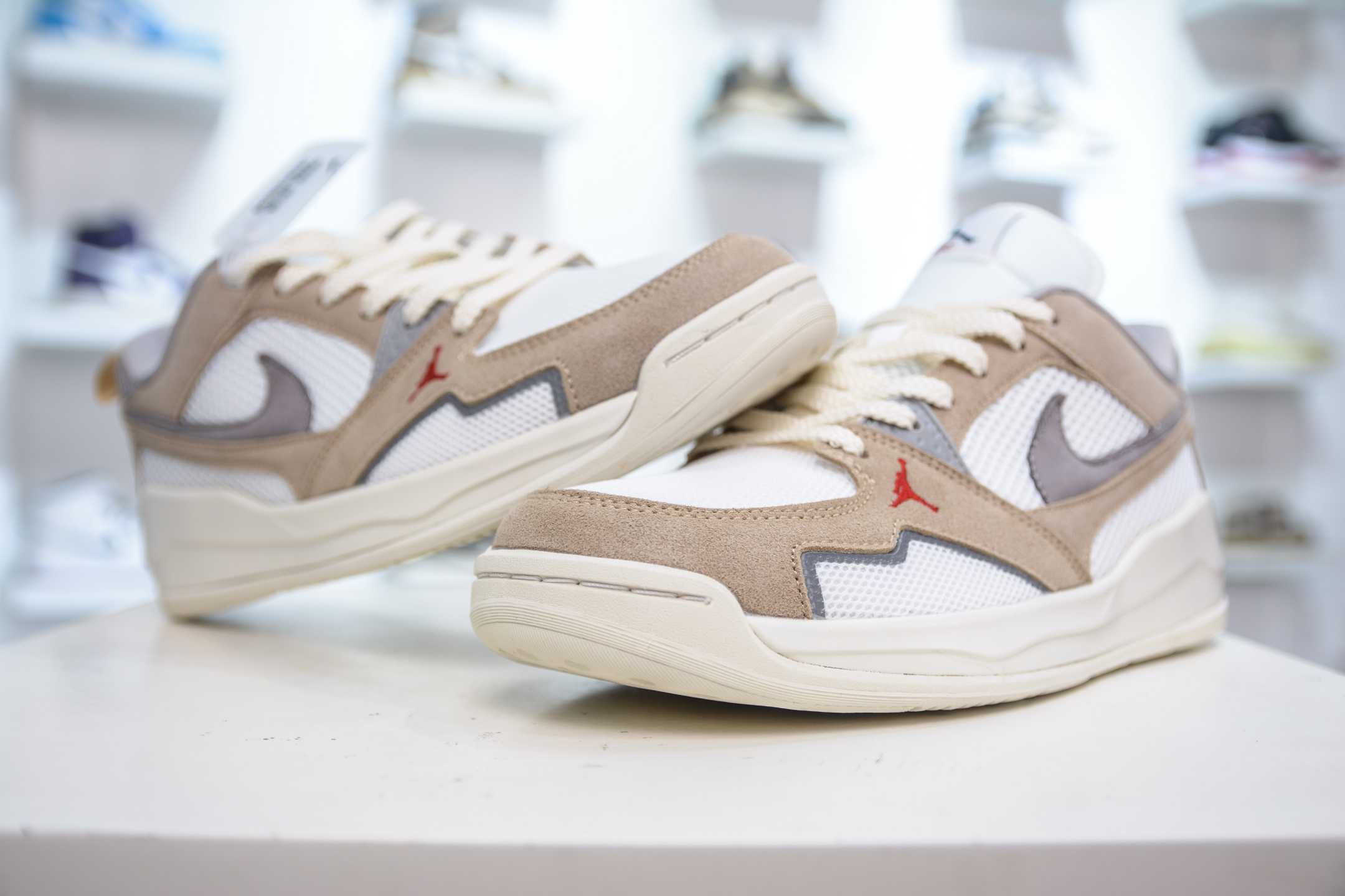 NK Air JORDAN CMFT ERA HJ6777-102-莆田鞋,莆田鞋货源,高仿鞋,高仿鞋货源,安福档口,莆田高仿鞋,莆田鞋批发,高仿鞋批发,莆田高仿运动鞋,高仿运动鞋,莆田运动鞋 NK Air JORDAN CMFT ERA HJ6777-102