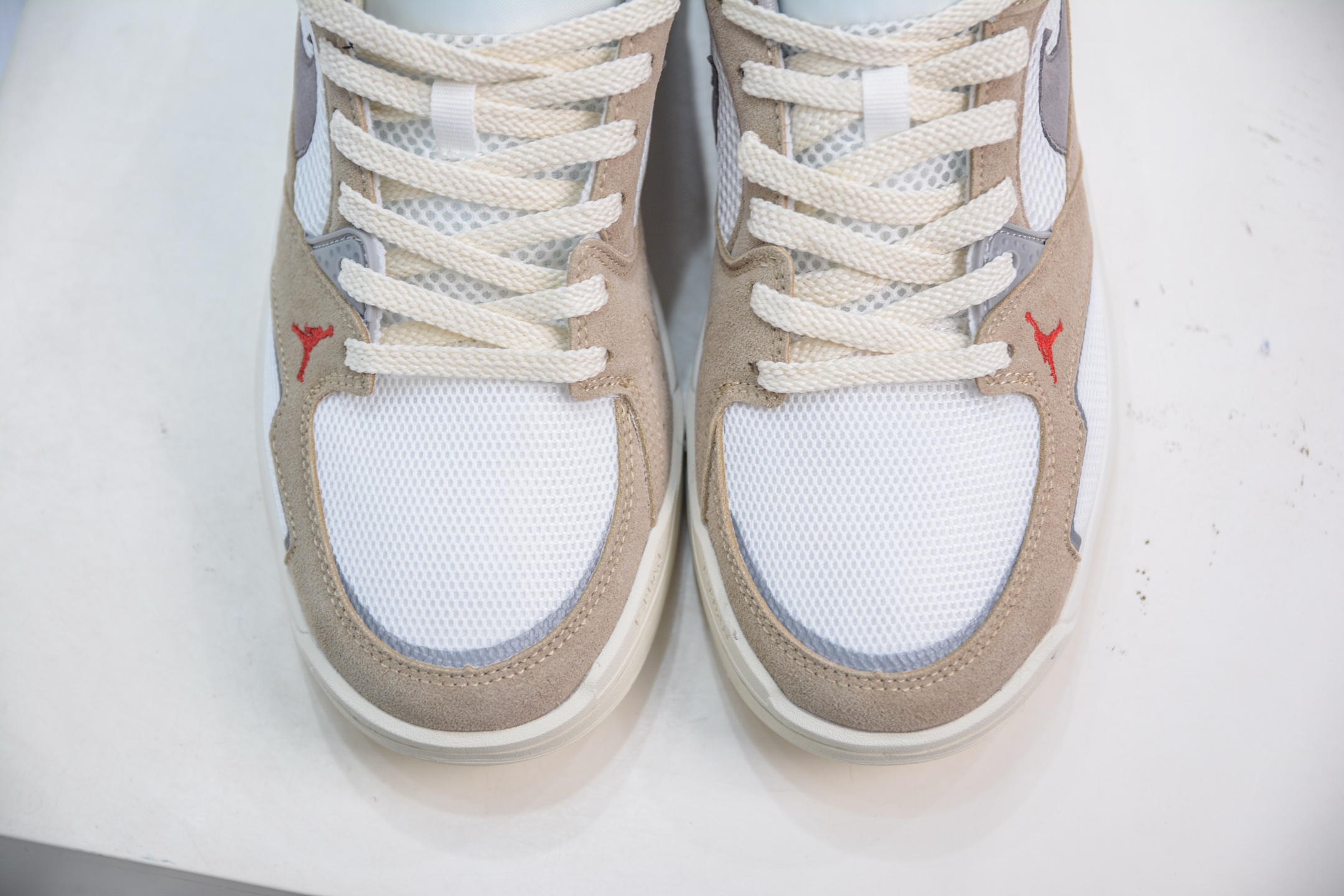 NK Air JORDAN CMFT ERA HJ6777-102-莆田鞋,莆田鞋货源,高仿鞋,高仿鞋货源,安福档口,莆田高仿鞋,莆田鞋批发,高仿鞋批发,莆田高仿运动鞋,高仿运动鞋,莆田运动鞋 NK Air JORDAN CMFT ERA HJ6777-102