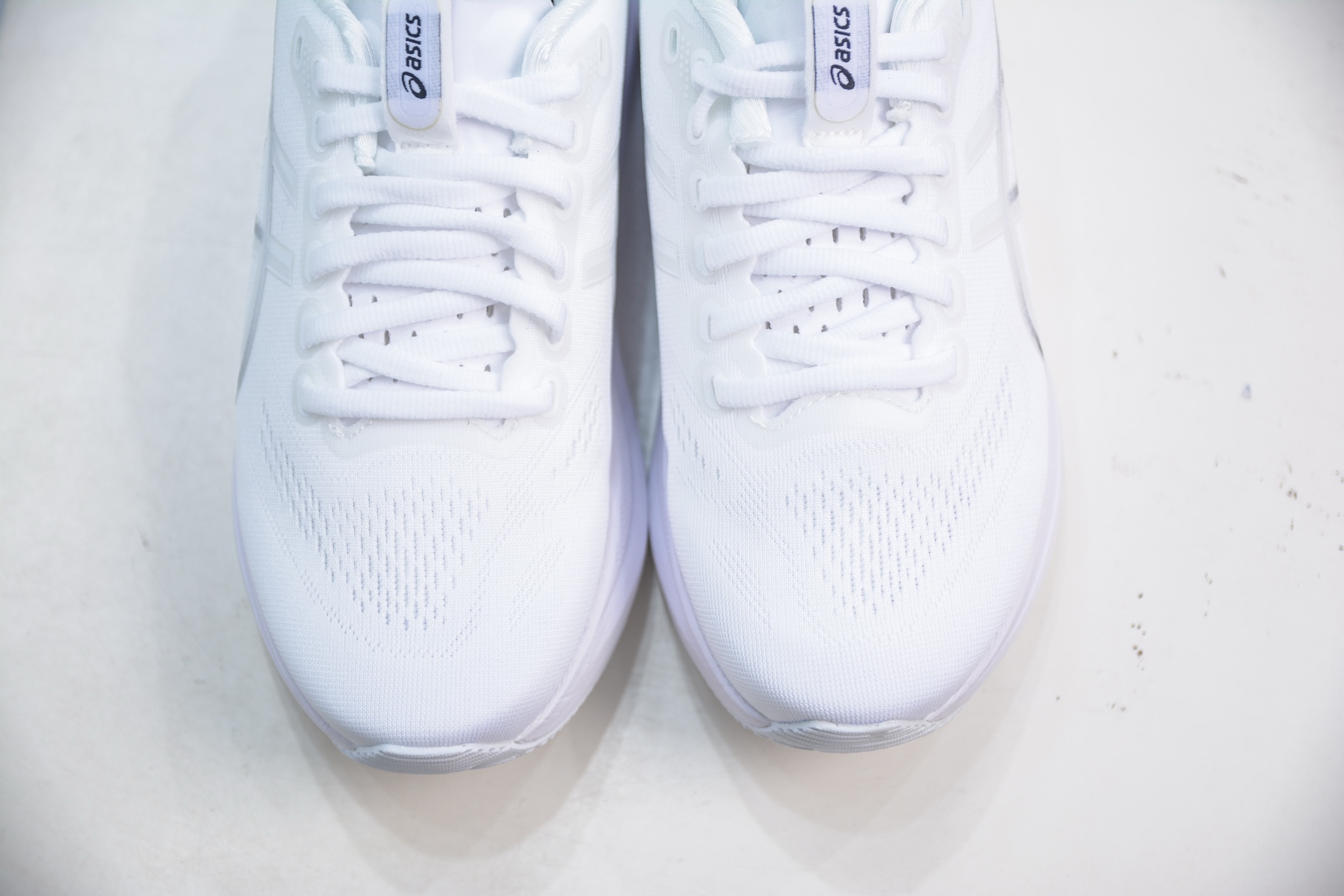 Asics Gel-Kayano 32 亚瑟士卡亚诺32代低帮专业有氧超轻量休闲运动全能慢跑鞋 1012B838-401