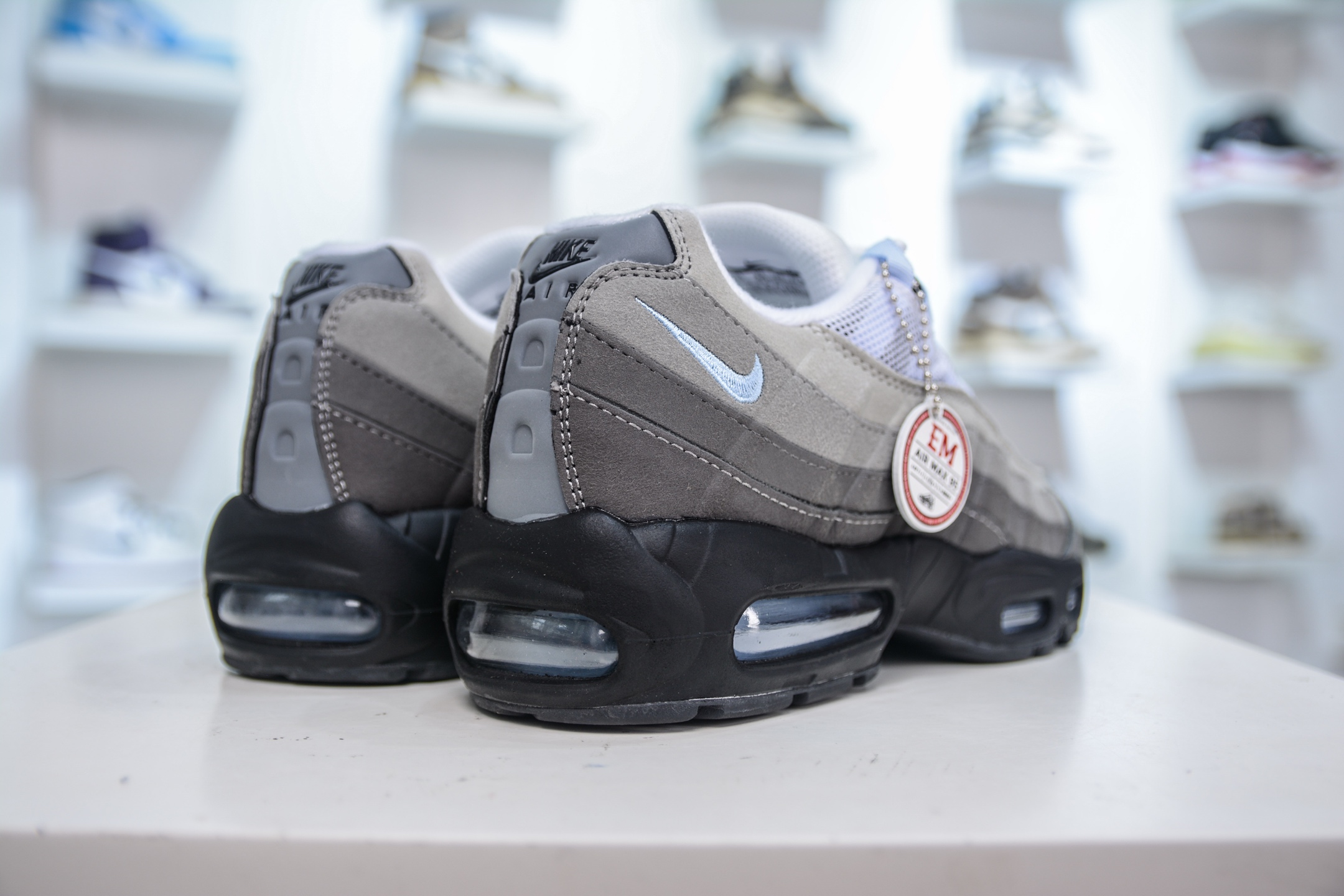 NK Air Max 95 复古减震气垫跑鞋 CD1529-001