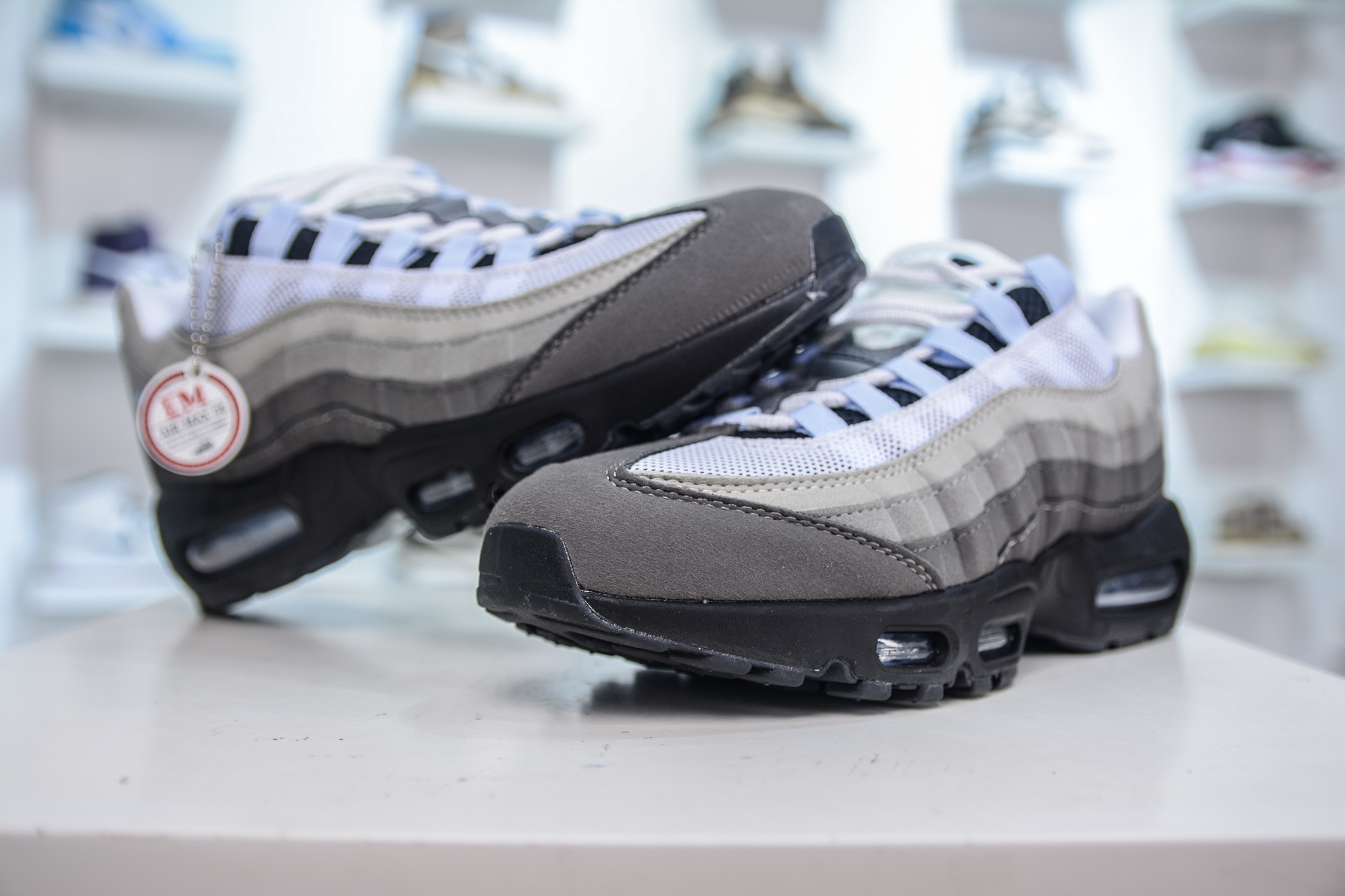 NK Air Max 95 复古减震气垫跑鞋 CD1529-001