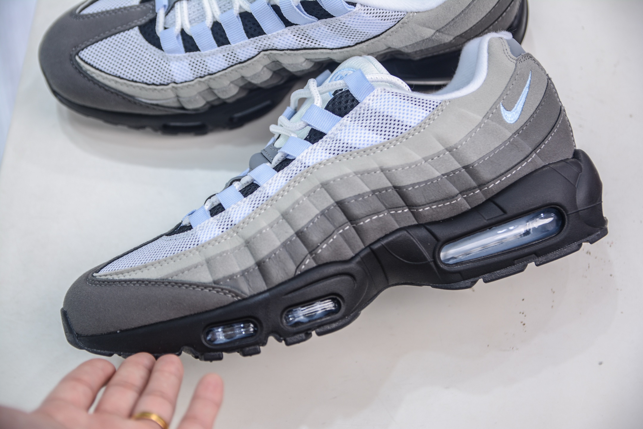 NK Air Max 95 复古减震气垫跑鞋 CD1529-001