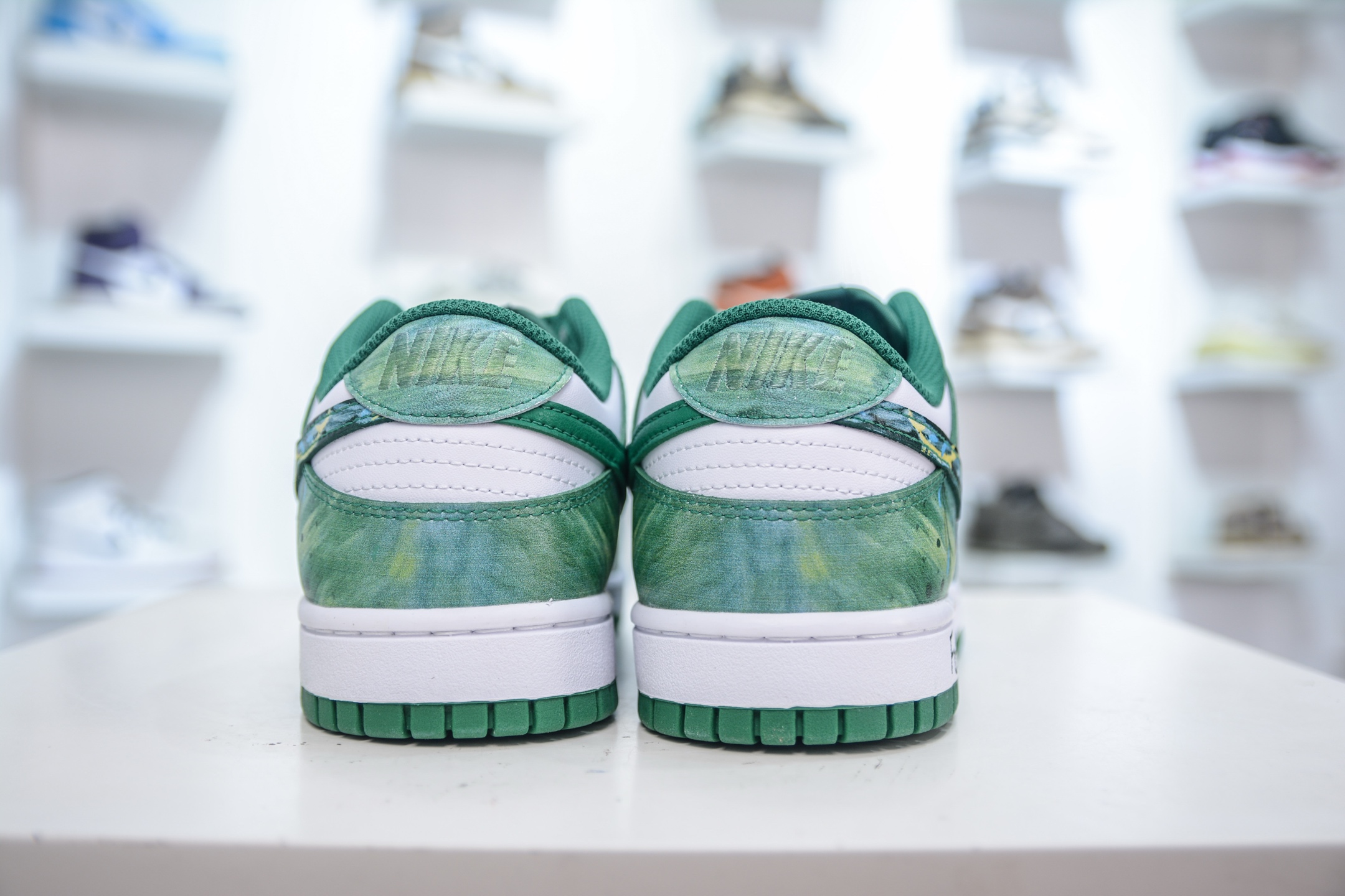 YC纯原 Nike Dunk Low 柳拂衣 白绿 当Dunk经典廓形邂逅东方自然诗韵 HF5441-101-莆田鞋,莆田鞋货源,高仿鞋,高仿鞋货源,安福档口,莆田高仿鞋,莆田鞋批发,高仿鞋批发,莆田高仿运动鞋,高仿运动鞋,莆田运动鞋 YC纯原 Nike Dunk Low 柳拂衣 白绿 当Dunk经典廓形邂逅东方自然诗韵 HF5441-101