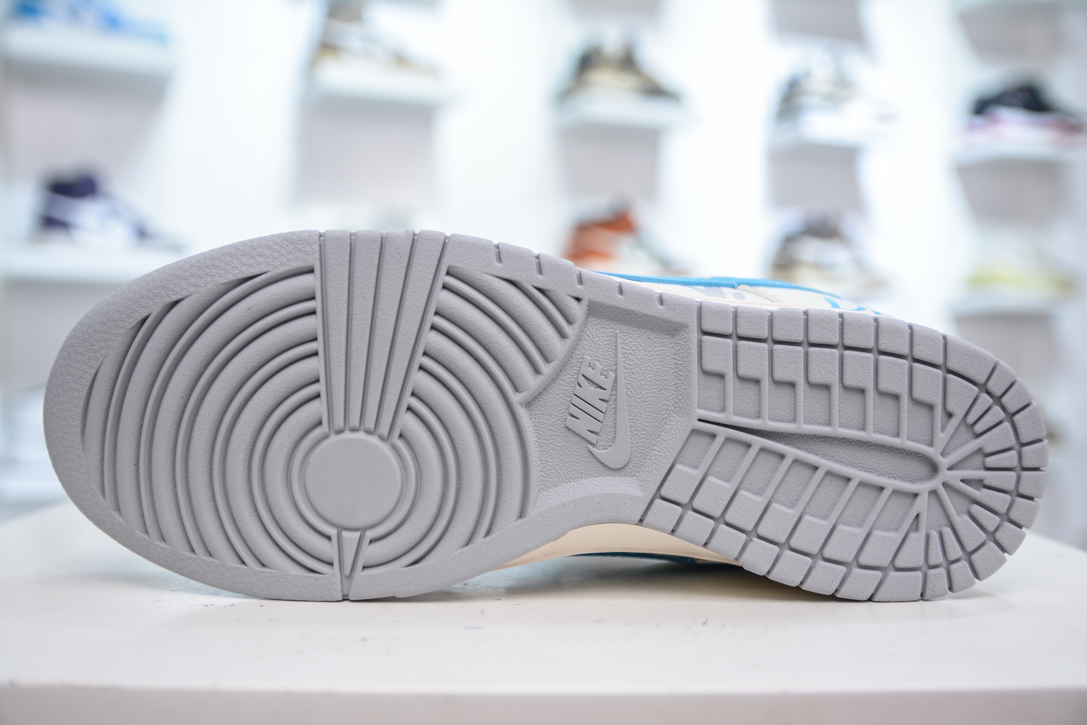 Nike SB Dunk Low x DIOR 迪奥联名-白灰蓝裂纹 XD1588-223