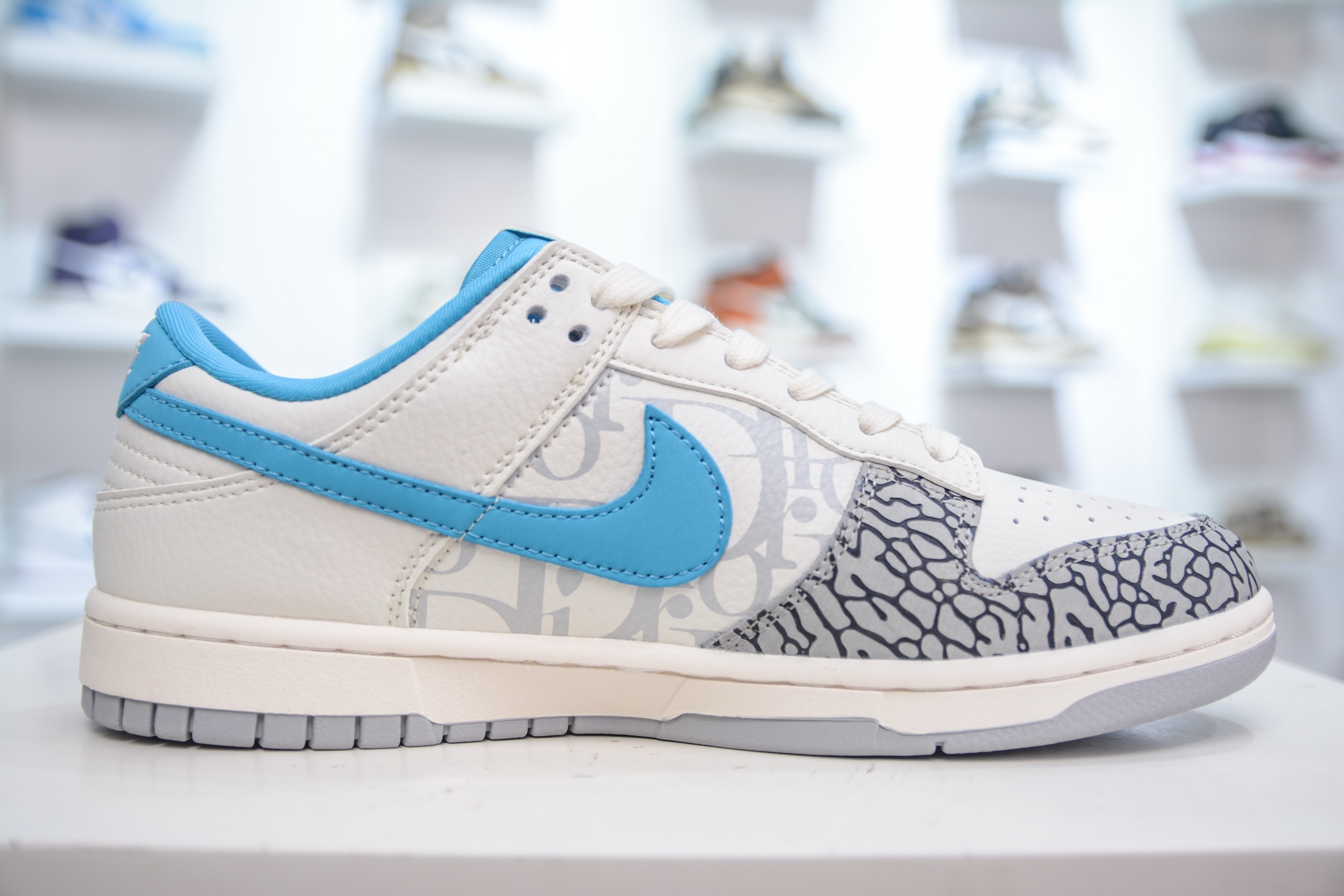 Nike SB Dunk Low x DIOR 迪奥联名-白灰蓝裂纹 XD1588-223