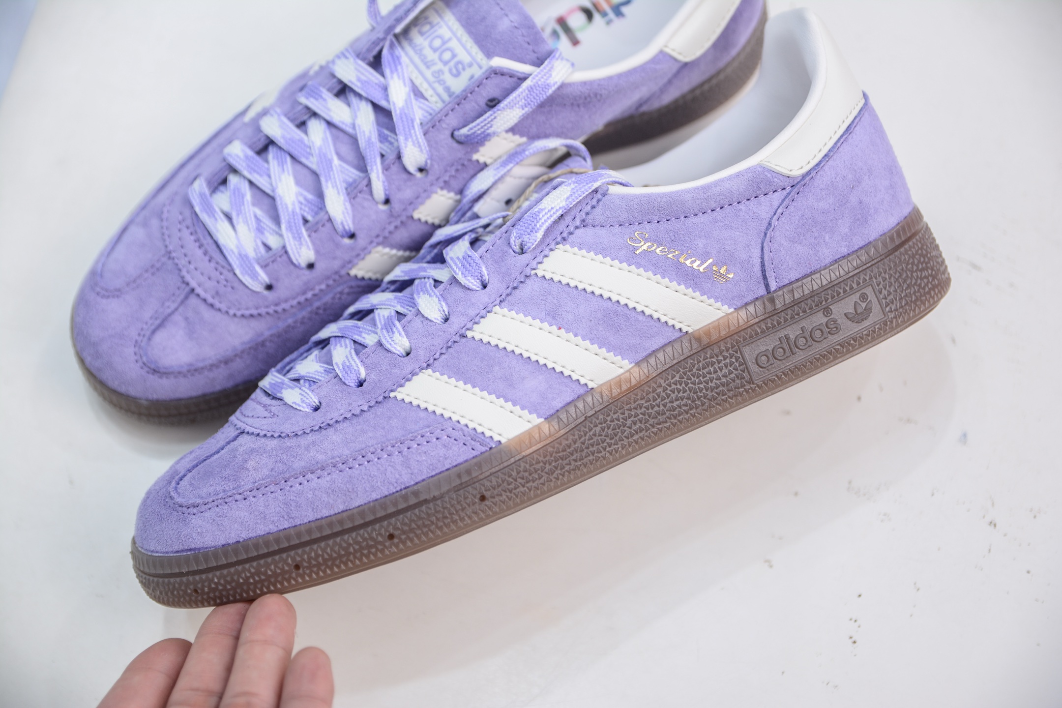 CS版 AD Originals Handball SPZL 手球运动员系列百搭休闲运动板鞋 KI5935-莆田鞋,莆田鞋货源,高仿鞋,高仿鞋货源,安福档口,莆田高仿鞋,莆田鞋批发,高仿鞋批发,莆田高仿运动鞋,高仿运动鞋,莆田运动鞋 CS版 AD Originals Handball SPZL 手球运动员系列百搭休闲运动板鞋 KI5935