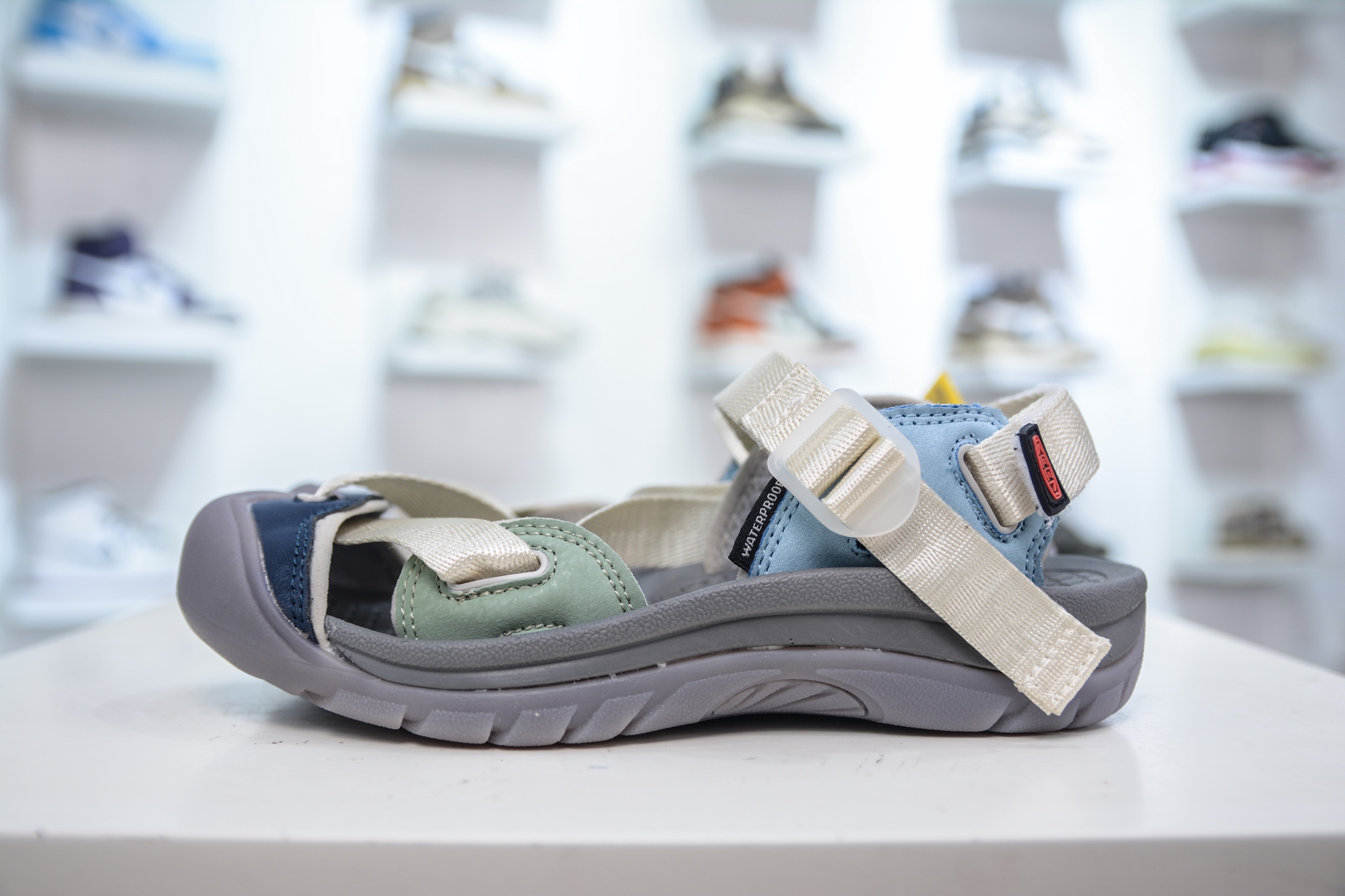KEEN Zerraport Lightweight and Comfortable Outdoor Sandals for Women 2 i1752240218032 883 0 0