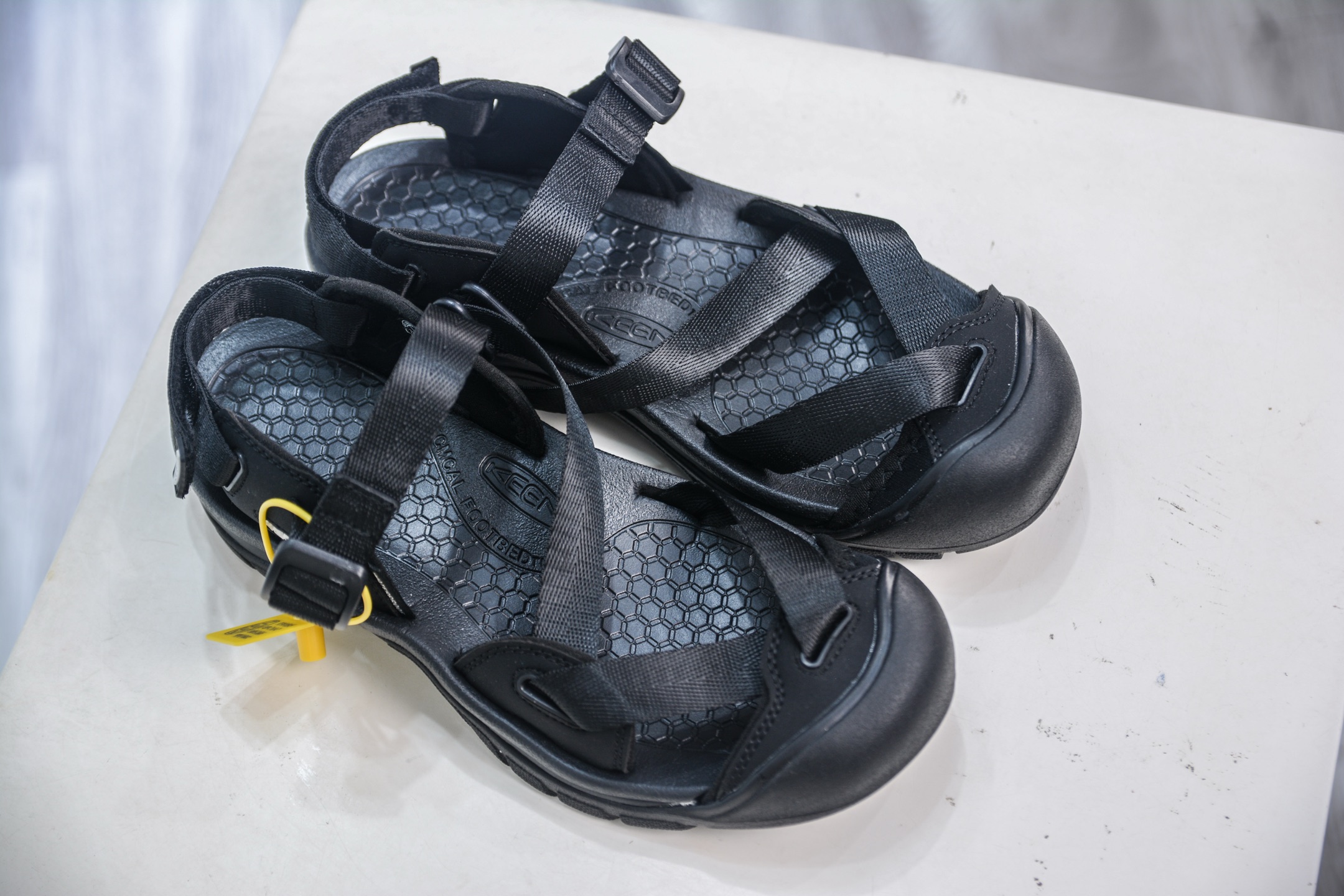 KEEN Zerraport Lightweight & Comfortable Outdoor Sandals 7 i1752240316684 5414 0 6