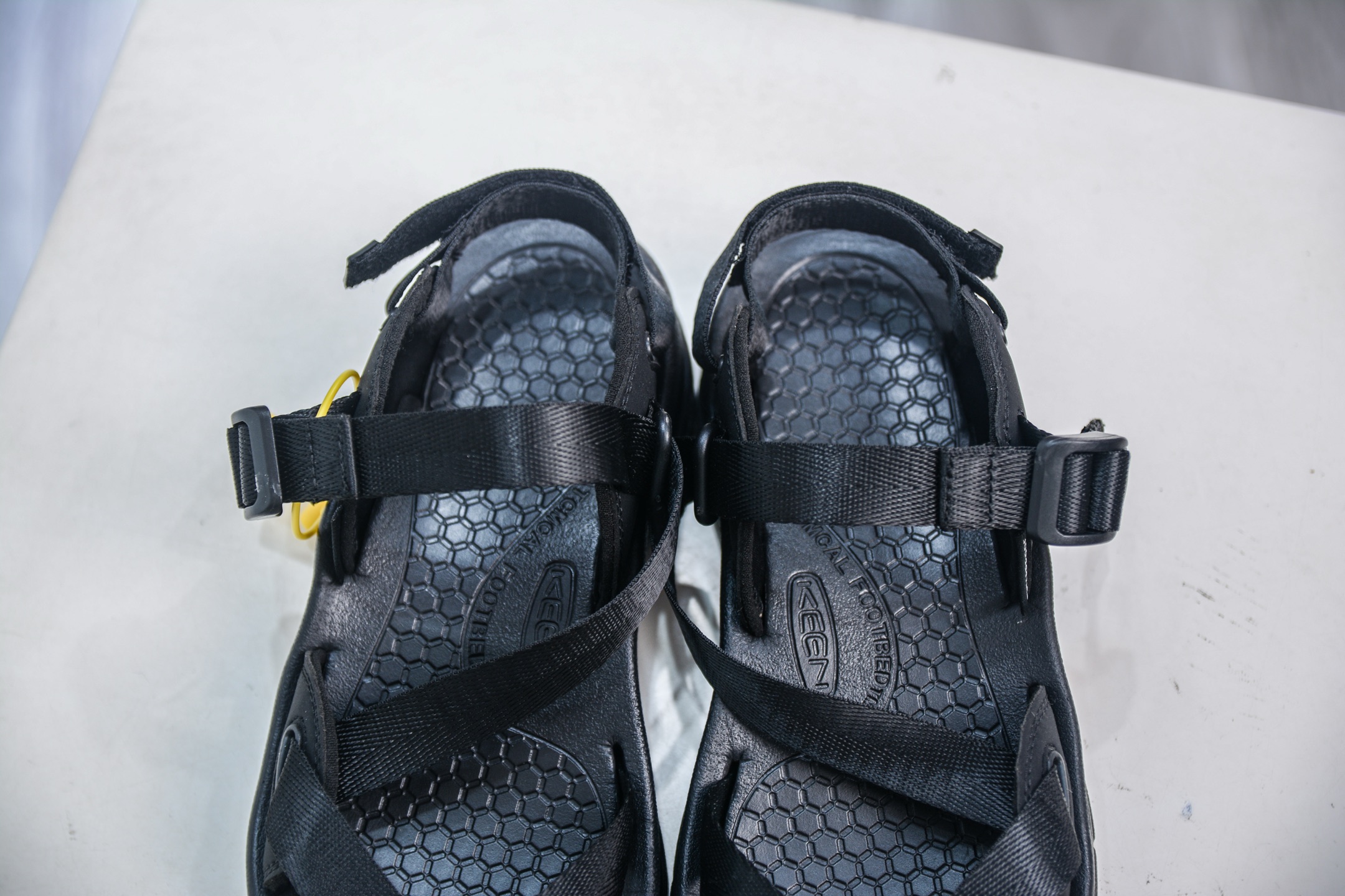 KEEN Zerraport Lightweight & Comfortable Outdoor Sandals 8 i1752240316712 5973 0 7