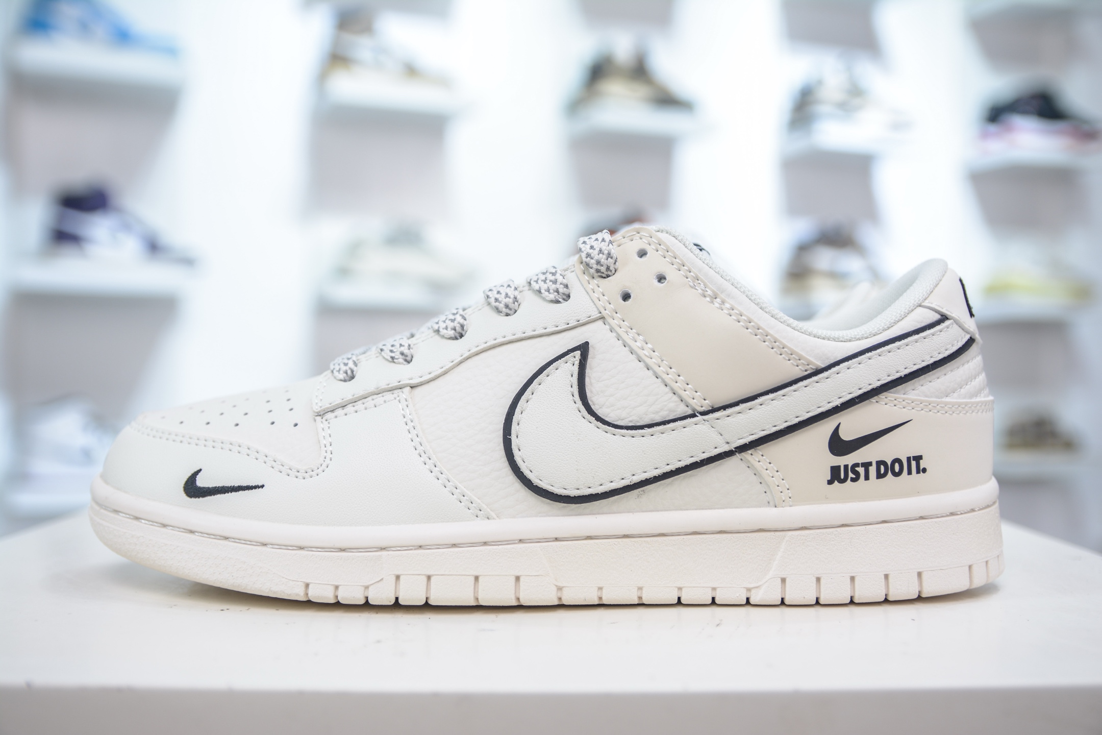 Nike SB Dunk Low x Just Do It JDI White Black - Premium Quality & Comfort 1 i1752240415257 3575 0 0