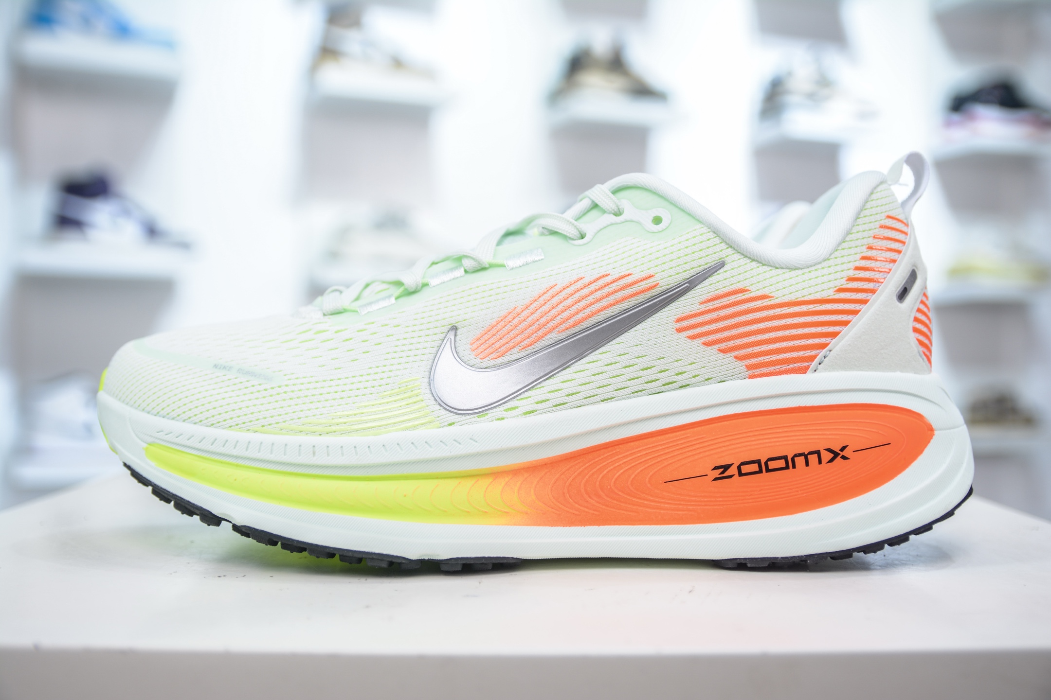 Nike Air Zoom Vomero 18 Running Shoes - Lightweight, Comfortable, and Responsive 2 i1752240519517 2716 0 0