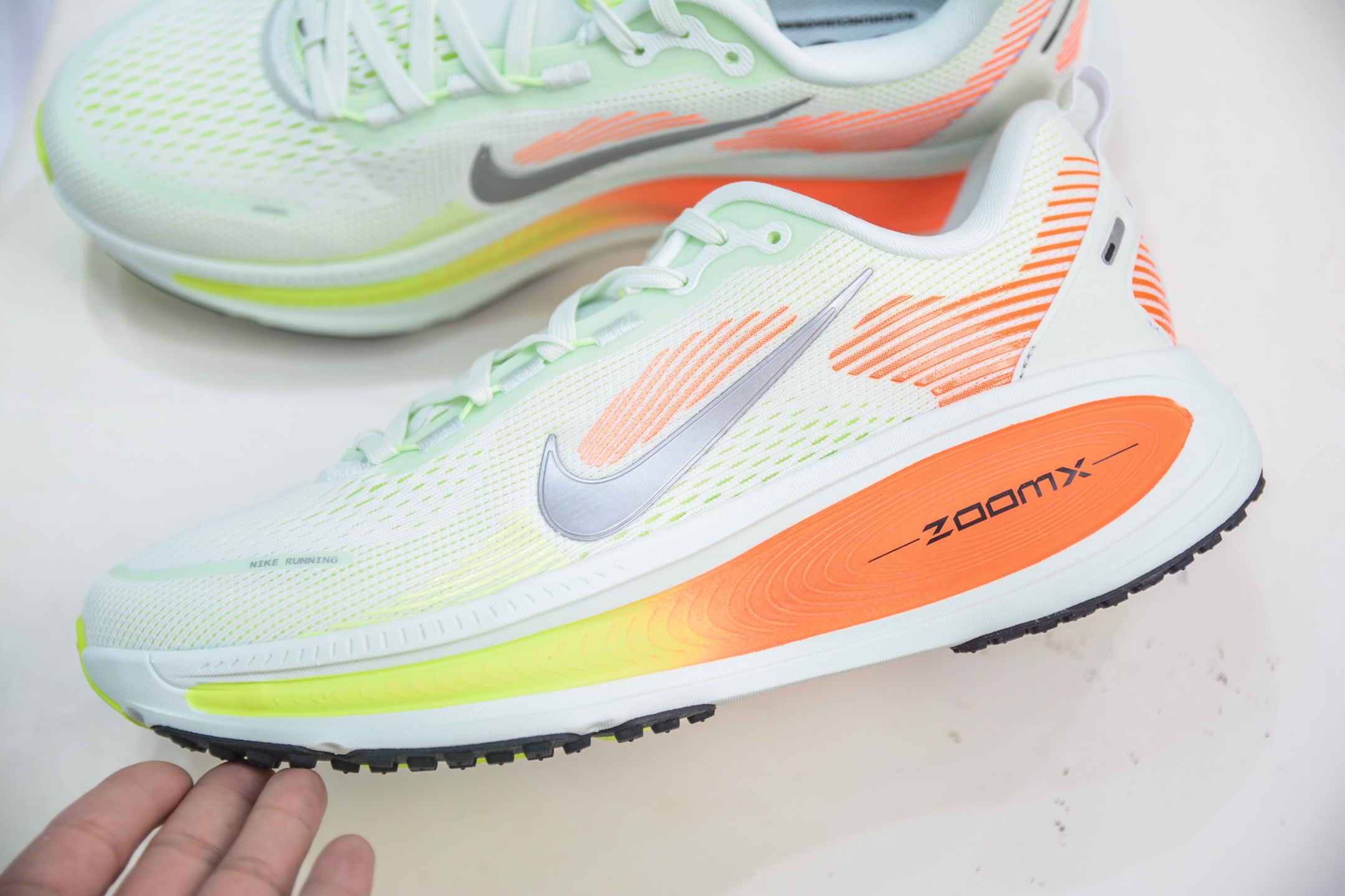 Nike Air Zoom Vomero 18 Running Shoes - Lightweight, Comfortable, and Responsive 8 i1752240519562 7737 0 6