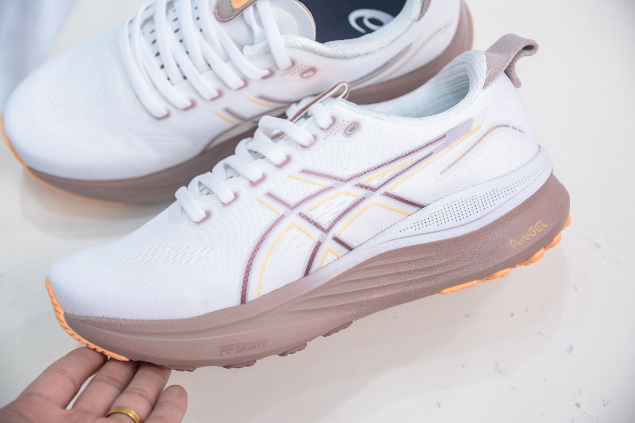 Asics Gel-Kayano 32 Women's Running Shoes Breathable Athletic Sneakers 8 i1752240654895 826 0 6
