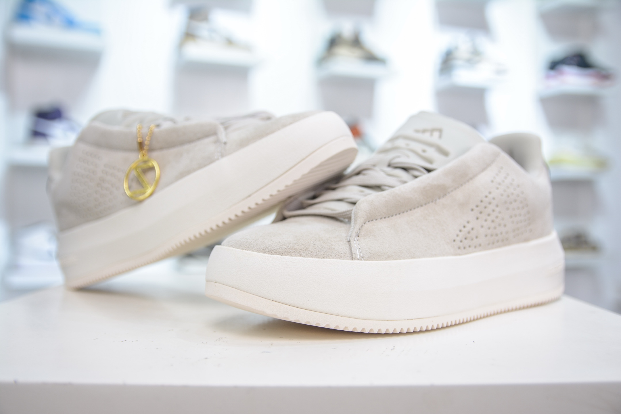 AD Labcourt Suede Low-Top Sneakers - Comfortable, Breathable, and Stylish 4 i1752240824507 5274 0 3