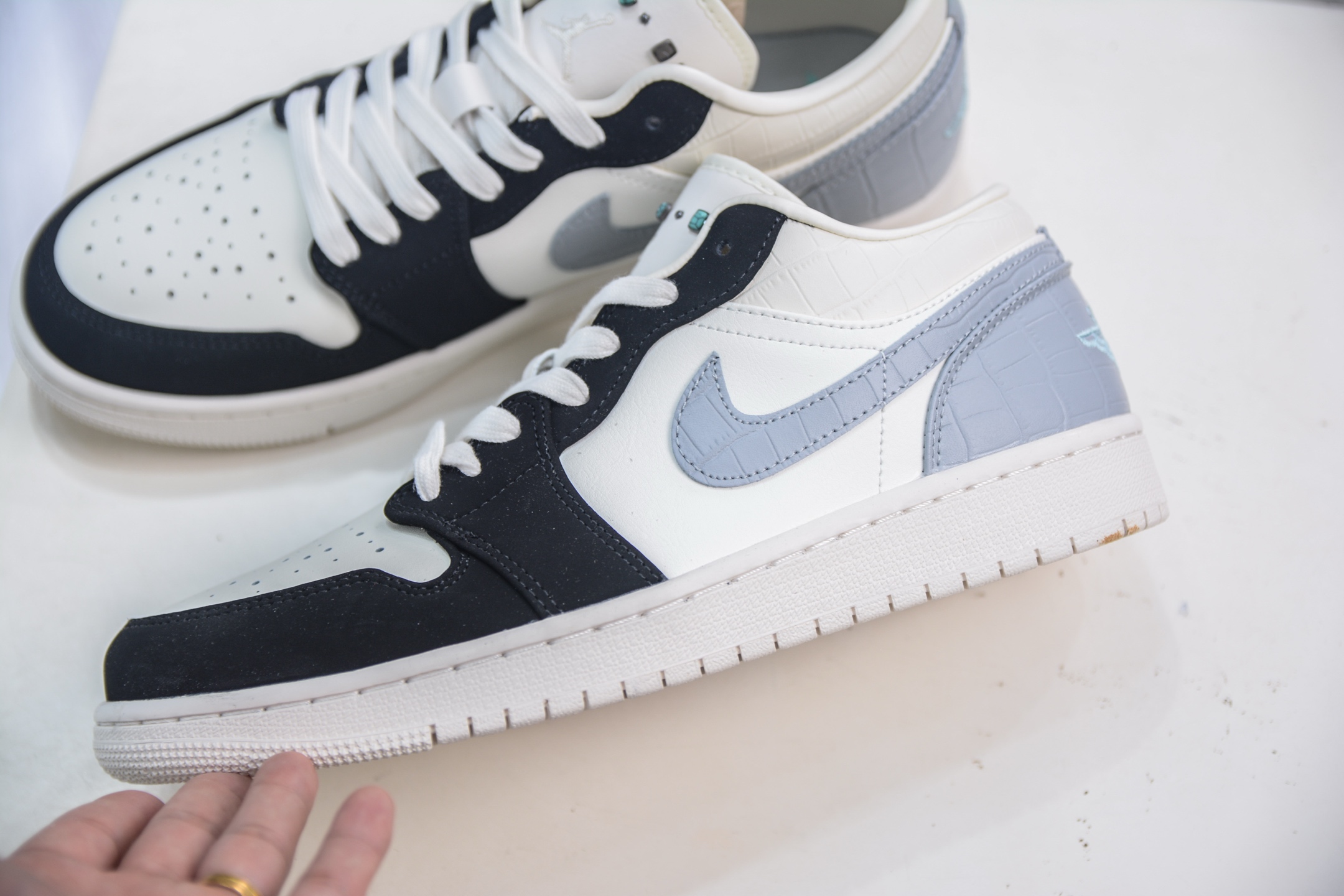 Air Jordan 1 Low White Grey Black Casual Sneakers, Premium Leather, Comfortable Fit 8 i1752241114768 4210 0 6