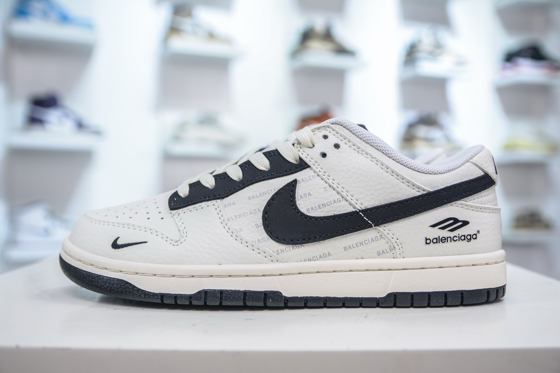 Nike SB Dunk Low x Balenciaga White Black, Premium Quality, Comfortable Fit 1 i1752241155330 4676 0 0