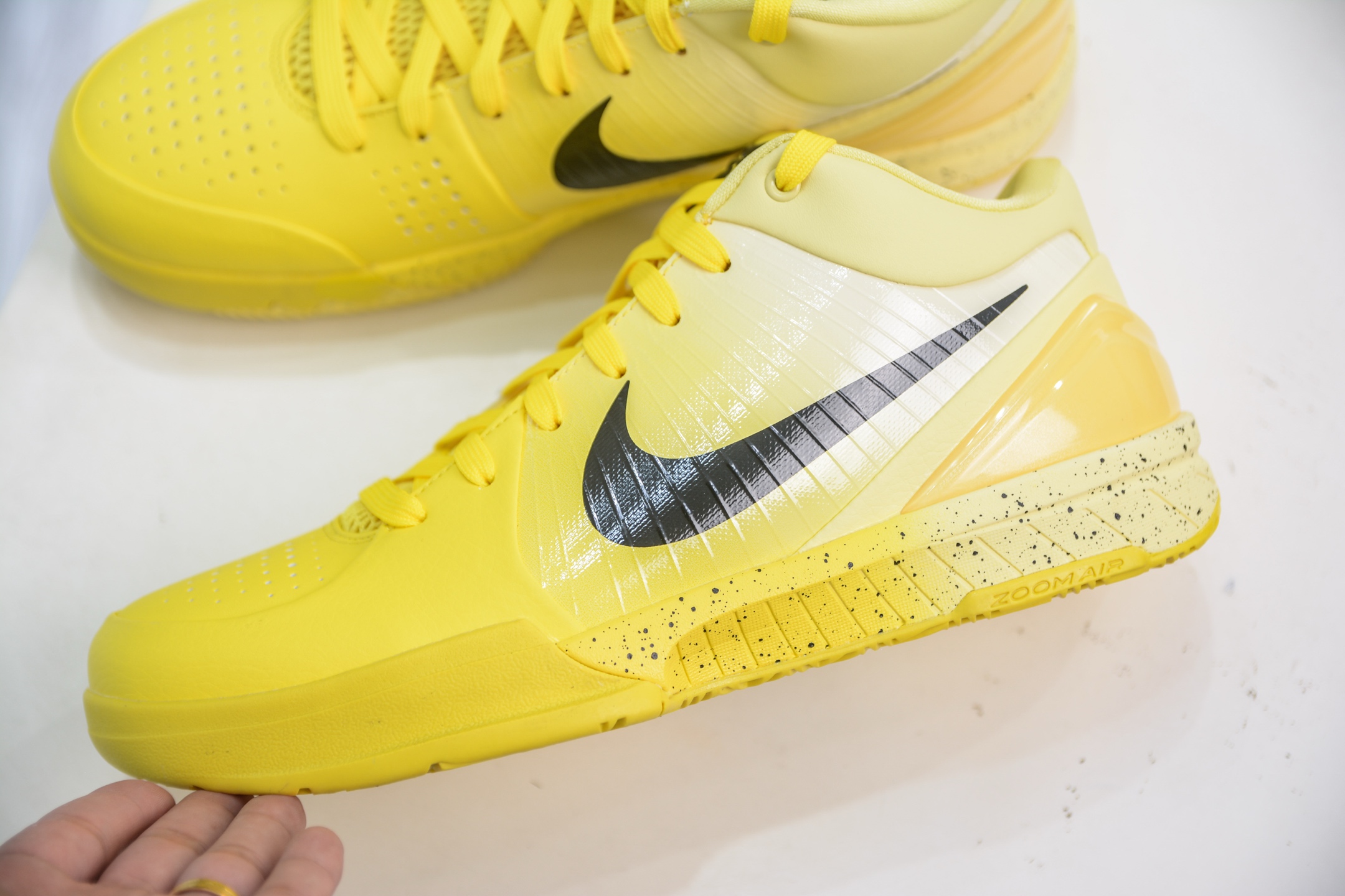 Nike Zoom Kobe 4 "CHBL" Yellow Black Basketball Shoes - Performance Ready 7 i1752241203028 9840 0 6