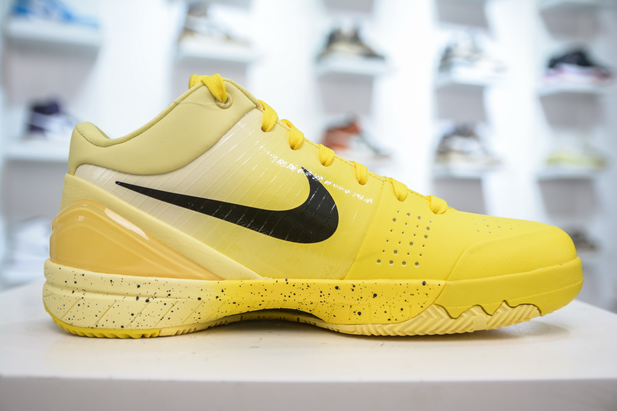 Nike Zoom Kobe 4 "CHBL" Yellow Black Basketball Shoes - Performance Ready 3 i1752241204273 8989 0 2