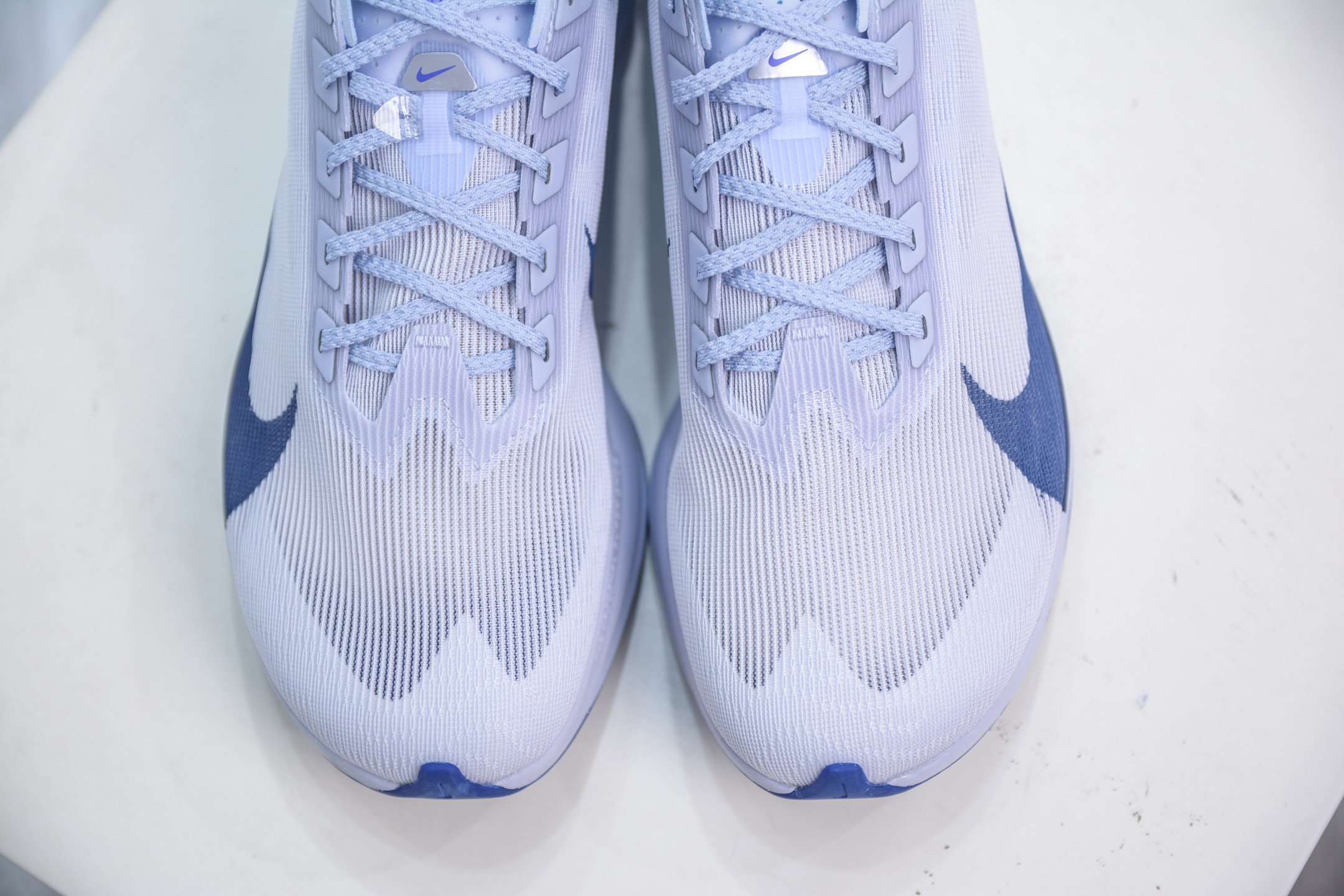 Nike ZoomX Vaporfly NEXT% 4 马拉松系列公路竞速超轻缓震跑步鞋 HF6414-001