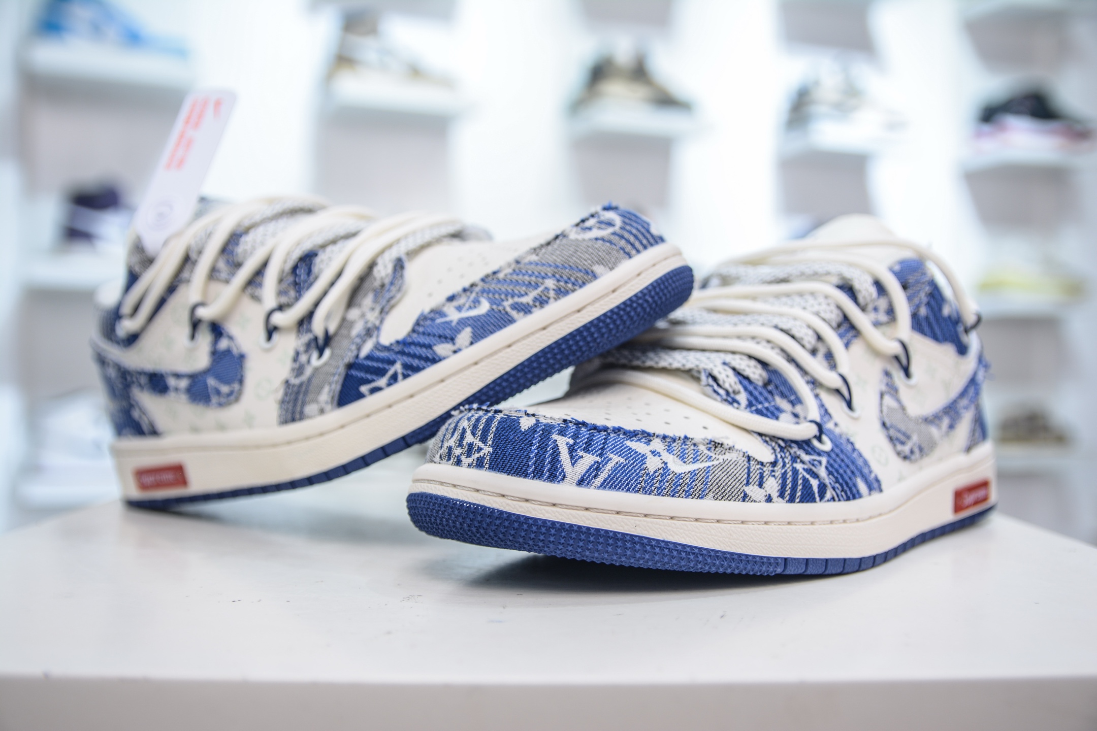 Air Jordan 1 Retro Low x Louis Vuitton x Supreme SUP LV联名-白灰蓝牛仔绑带 YX5066-373