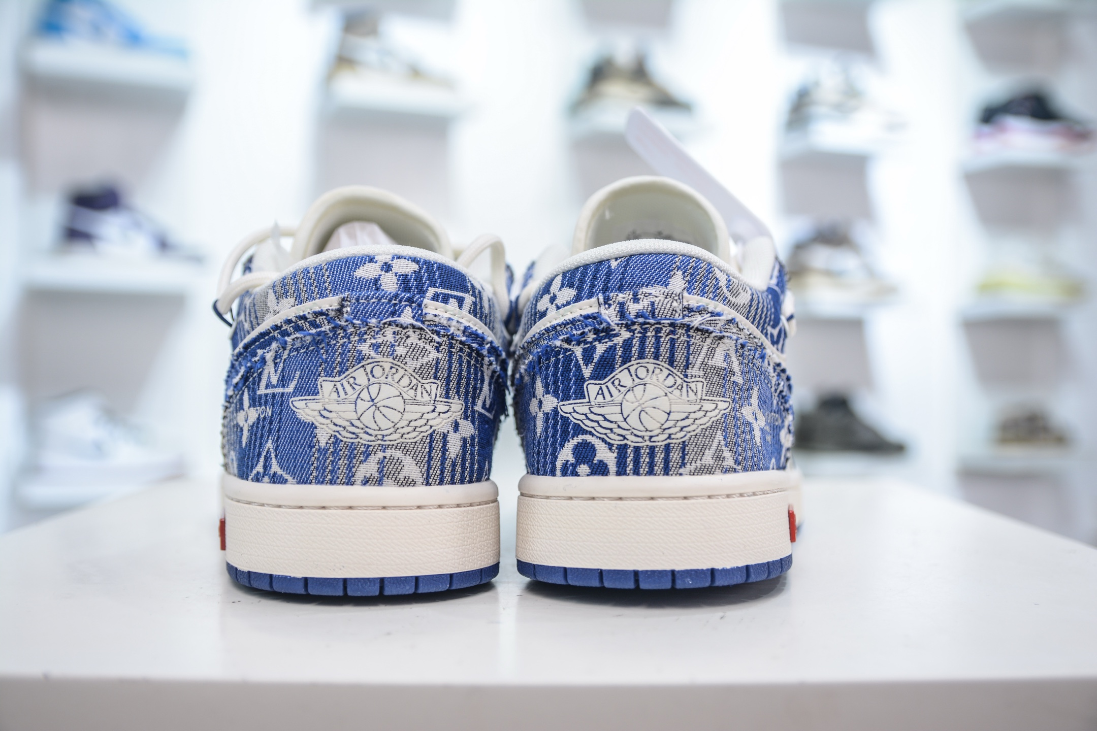 Air Jordan 1 Retro Low x Louis Vuitton x Supreme SUP LV联名-白灰蓝牛仔绑带 YX5066-373