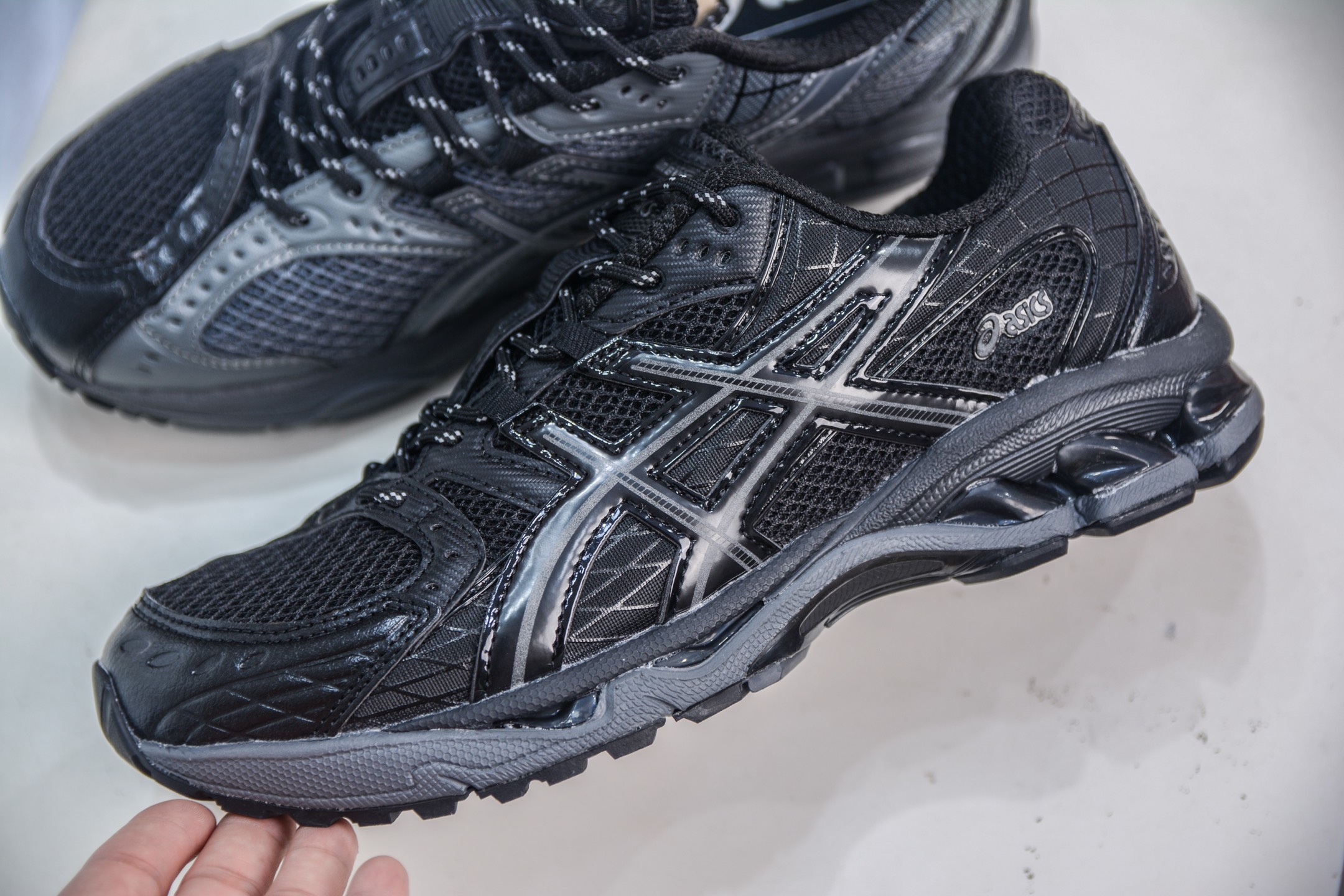 Asics GEL-Kahana NIMBUS 10.1 耐磨透气低帮休闲鞋 1203A696