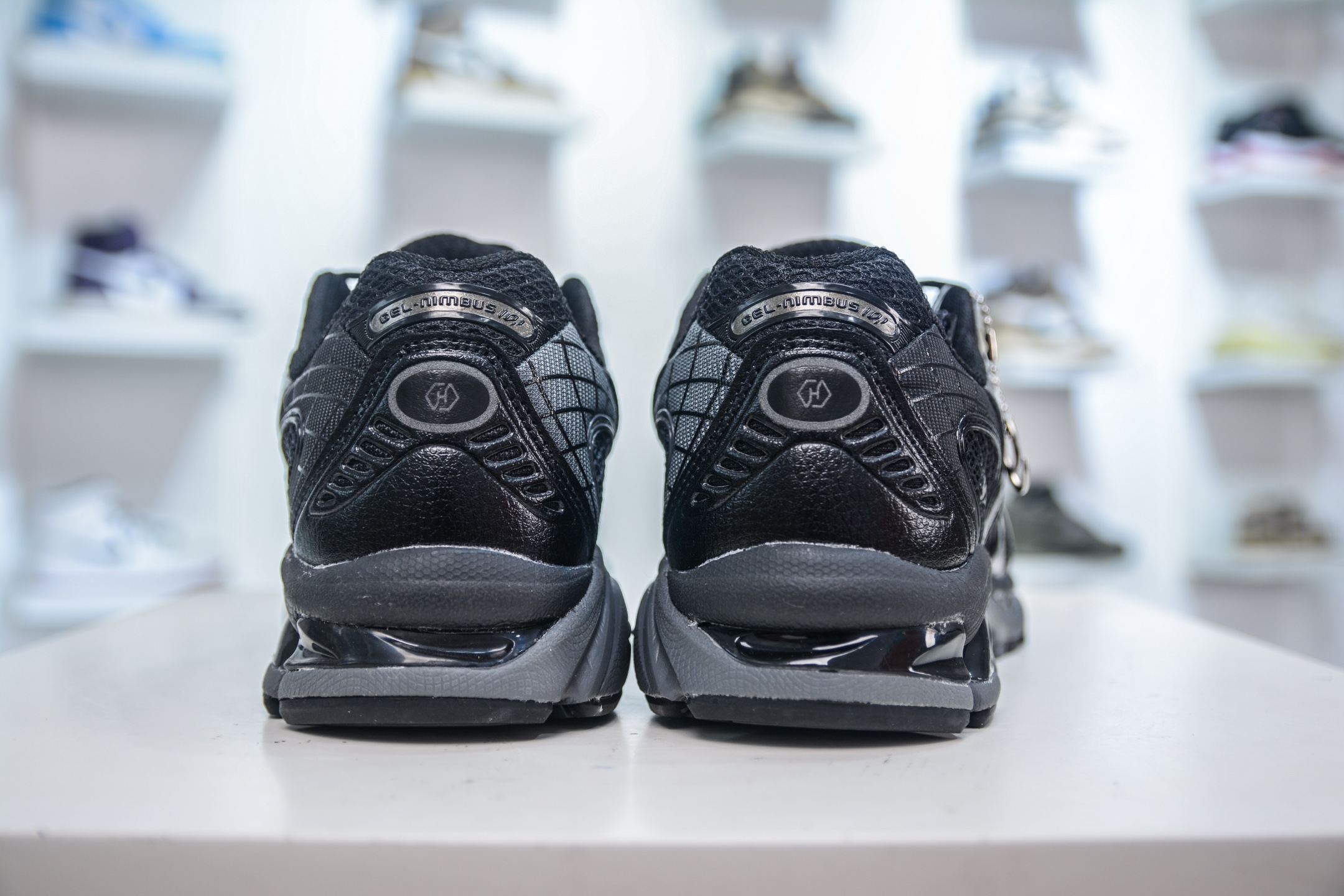 Asics GEL-Kahana NIMBUS 10.1 耐磨透气低帮休闲鞋 1203A696