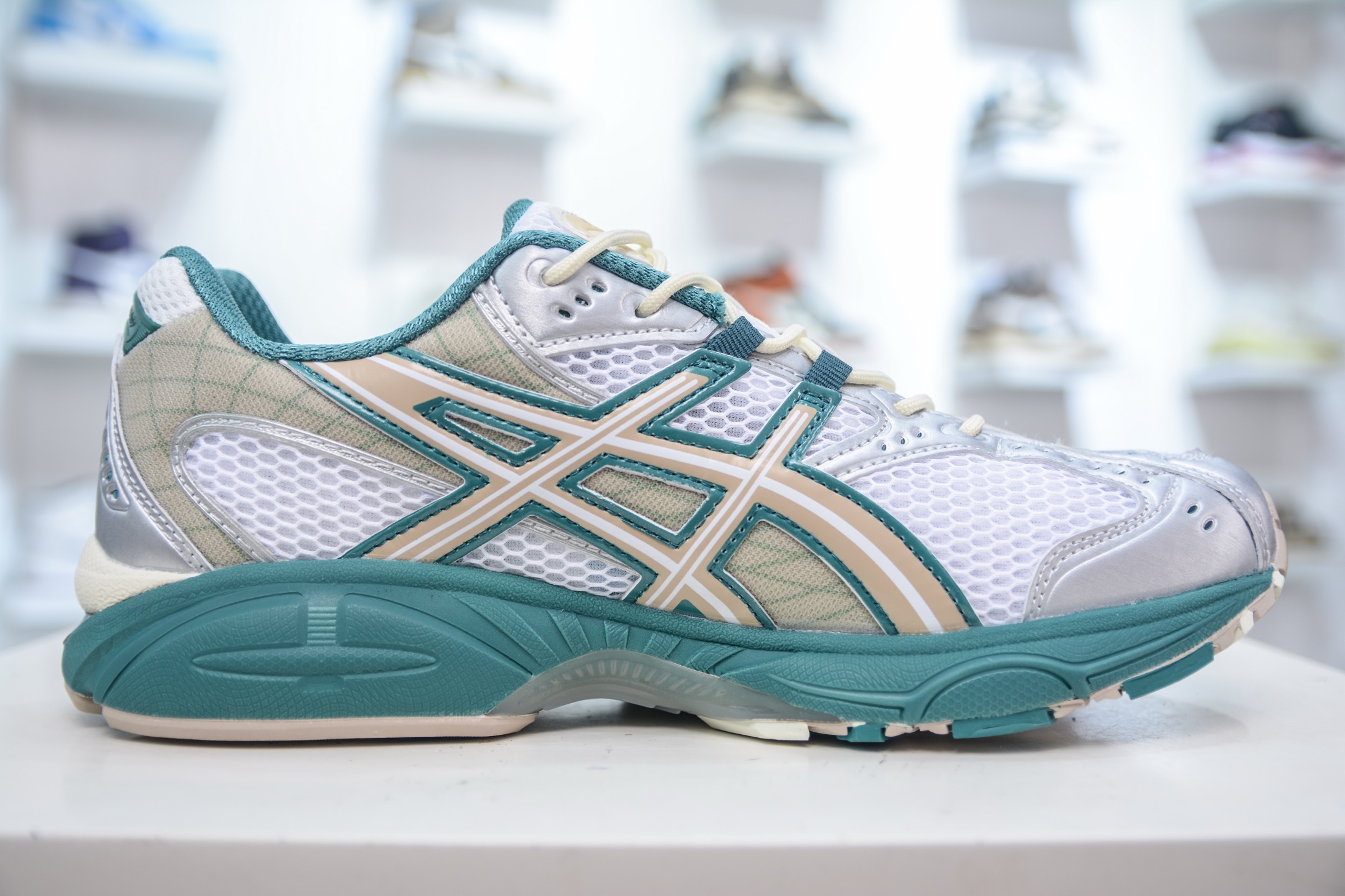 Asics GEL-Kahana NIMBUS 10.1 耐磨透气低帮休闲鞋 1203A543-102