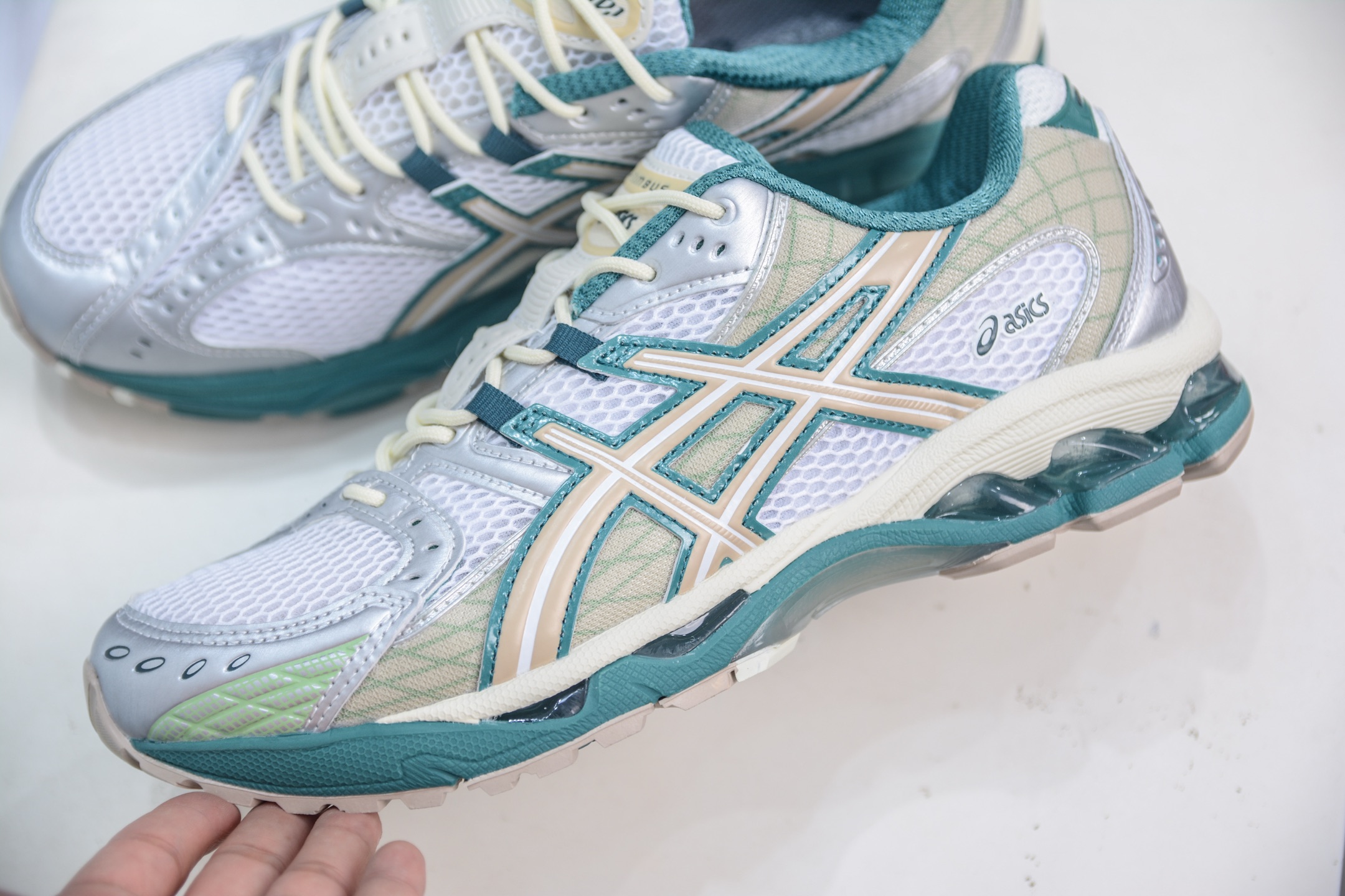 Asics GEL-Kahana NIMBUS 10.1 耐磨透气低帮休闲鞋 1203A543-102