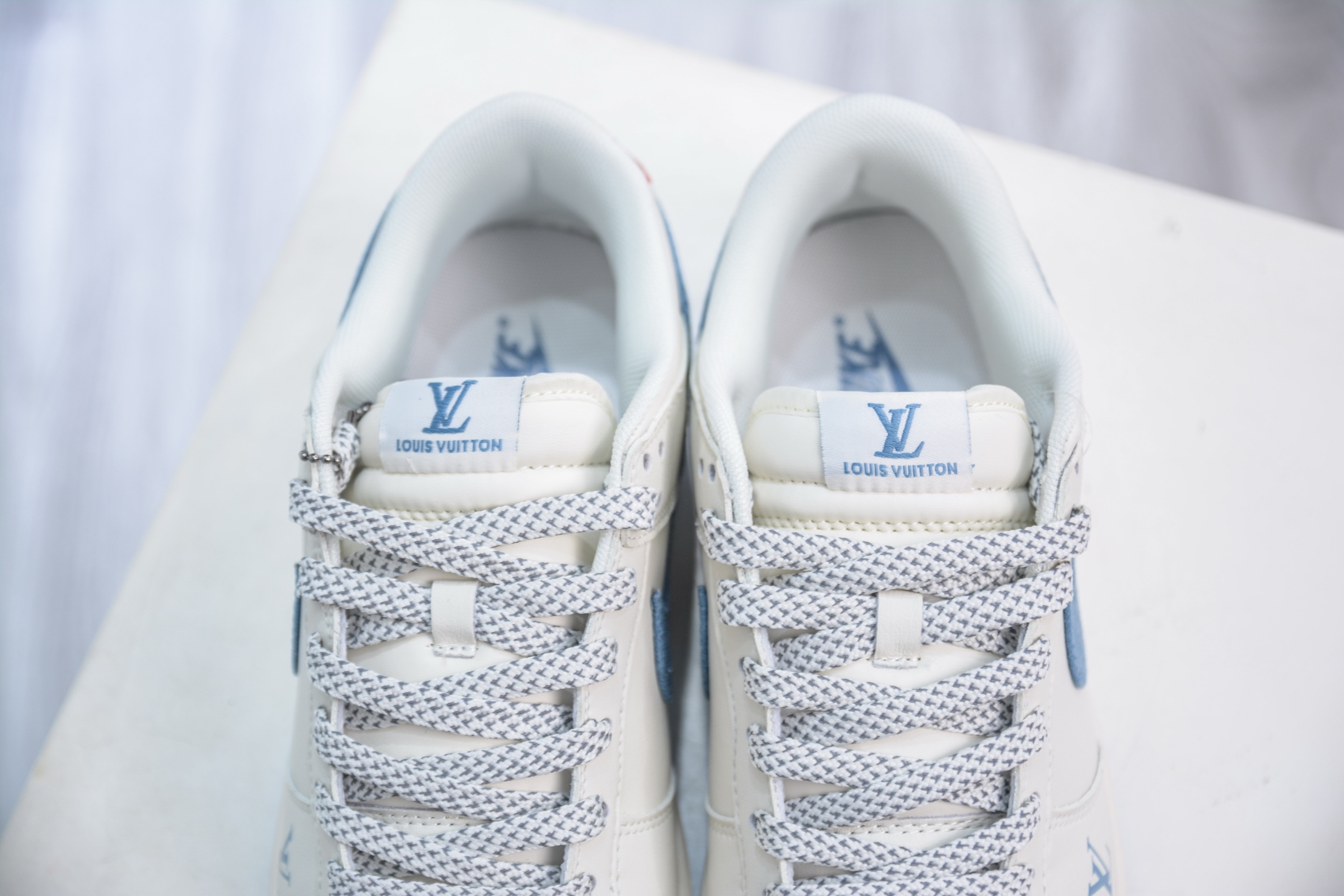 Nike SB Dunk Low x Louis Vuitton LV联名-白蓝 SM6668-101