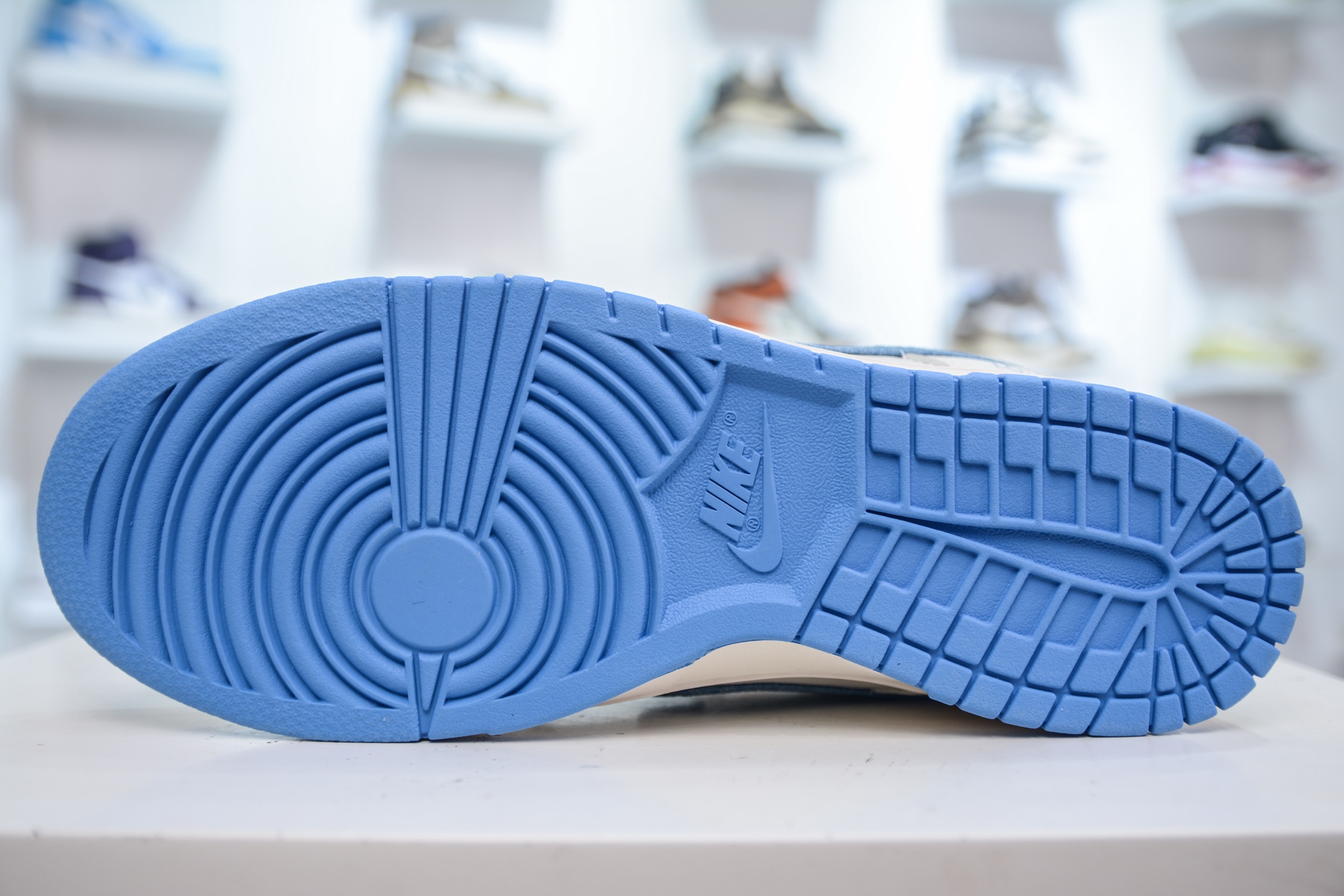 Nike SB Dunk Low x Louis Vuitton LV联名-白蓝 SM6668-101