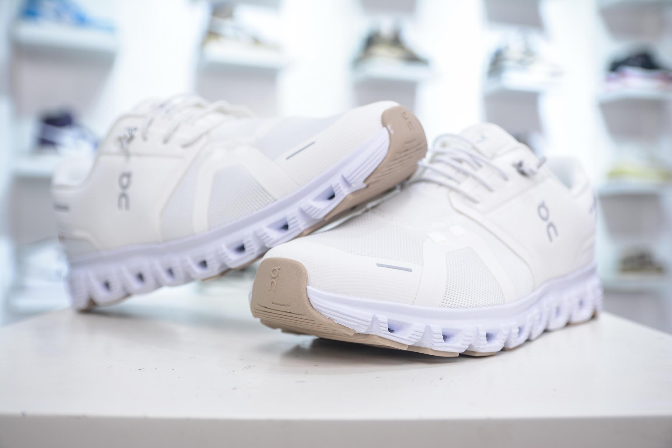 On昂跑 Cloudtilt 6 训练鞋Cloudtitl新品男女同款防水缓震徒步鞋厚底增高运动老爹鞋 3MF10071200