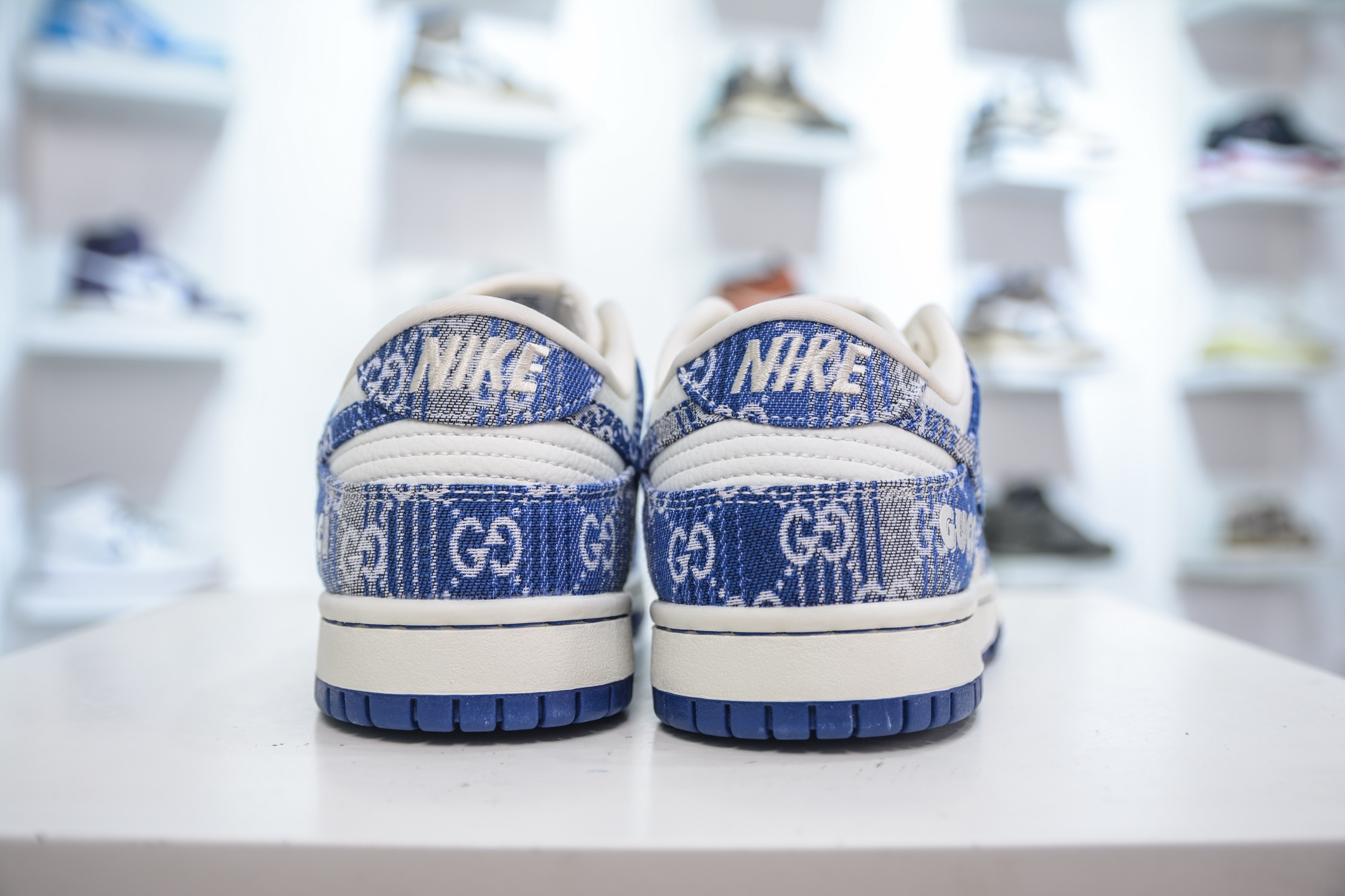 Nike SB Dunk Low x GUCCI 古驰联名-白灰蓝牛仔 SC9207-419-莆田鞋,莆田鞋货源,高仿鞋,高仿鞋货源,安福档口,莆田高仿鞋,莆田鞋批发,高仿鞋批发,莆田高仿运动鞋,高仿运动鞋,莆田运动鞋 Nike SB Dunk Low x GUCCI 古驰联名-白灰蓝牛仔 SC9207-419