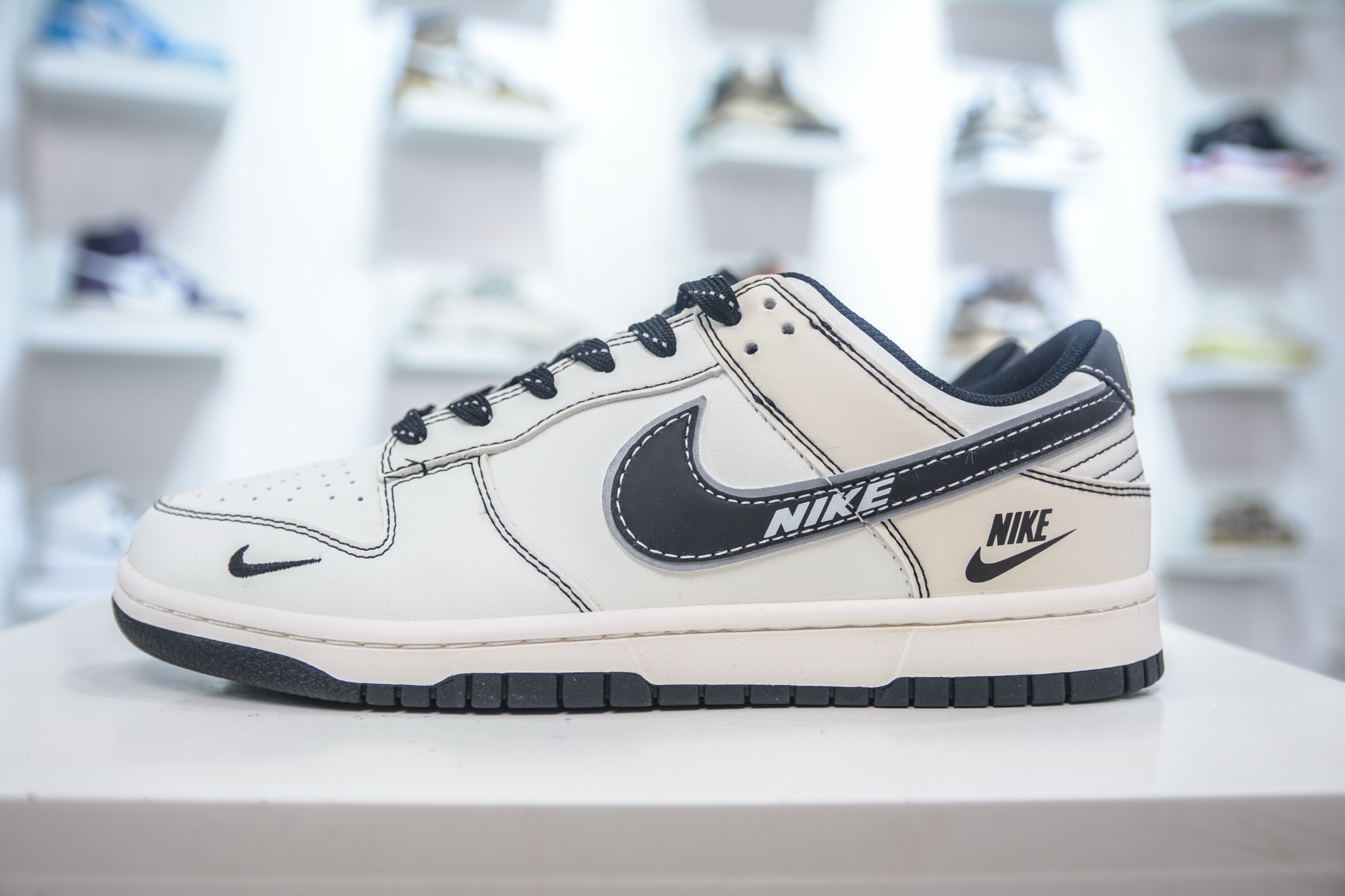 Nike SB Dunk Low x Nike - White/Black Colorway, Premium Materials & Craftsmanship 1 i1754410425629 378 0 0