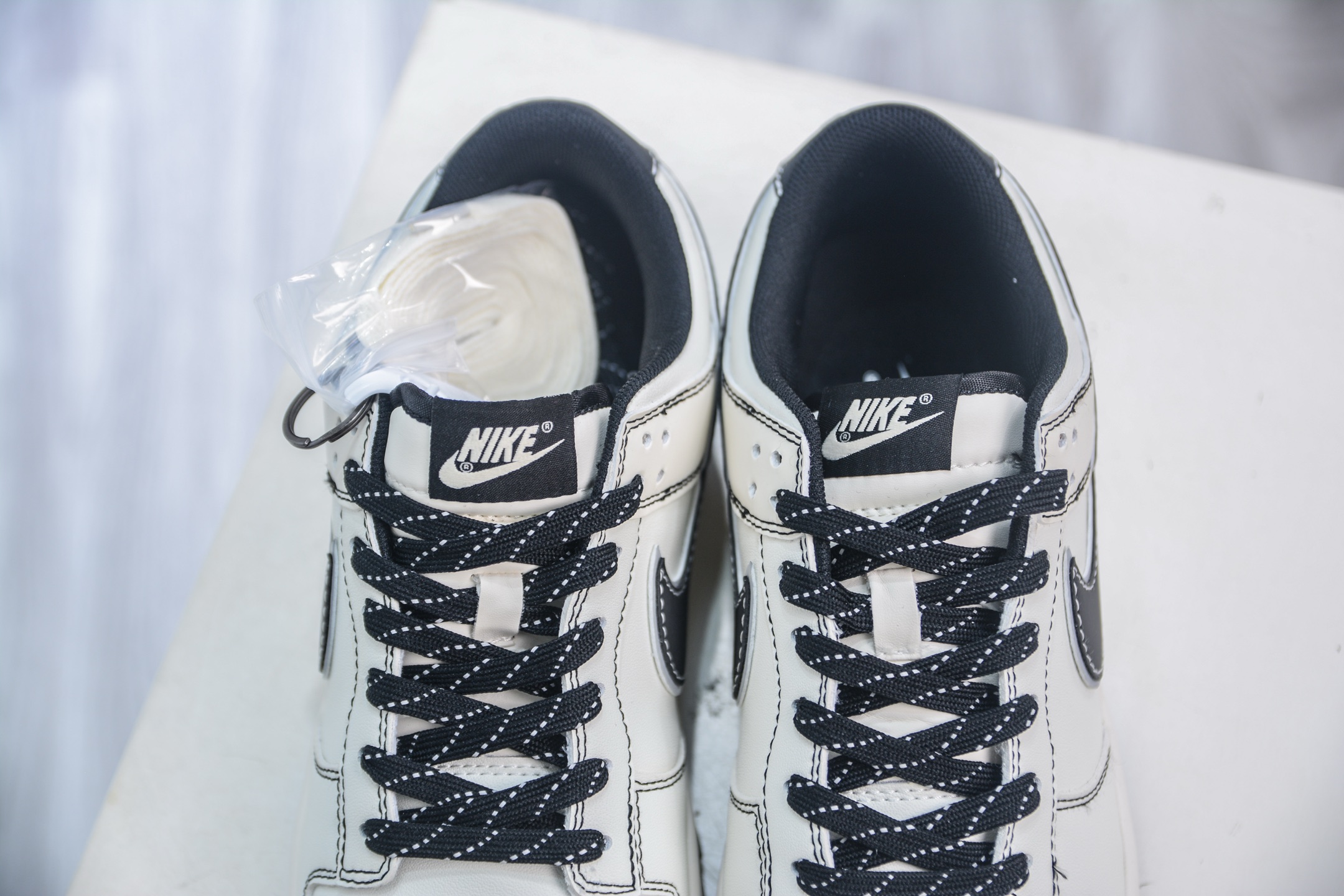 Nike SB Dunk Low x Nike - White/Black Colorway, Premium Materials & Craftsmanship 8 i1754410425720 9890 0 7