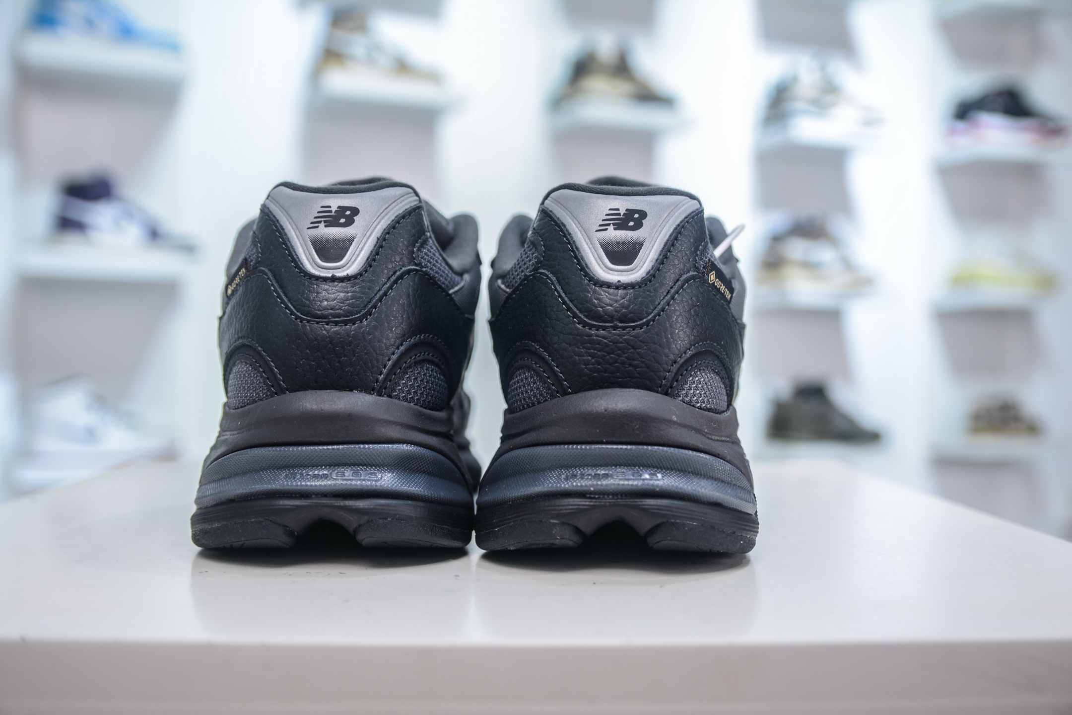 New Balance M2010 Series Retro Dad Shoes - Comfortable and Stylish Walking Shoes 2 i1754411005385 900 0 1