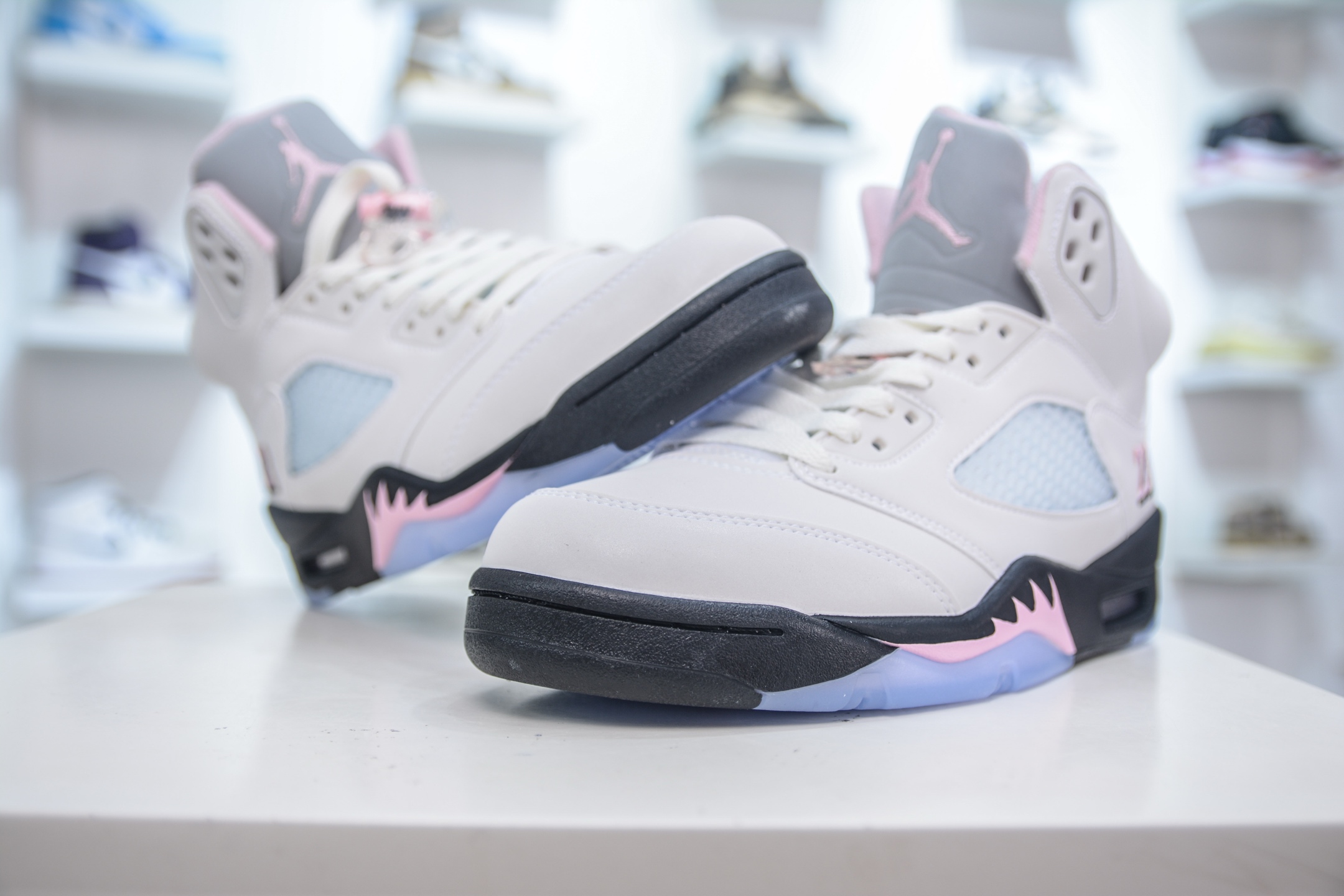 F版 Air Jordan 5 “Medium Soft Pink” AJ5复刻白粉黑 HQ7978-102