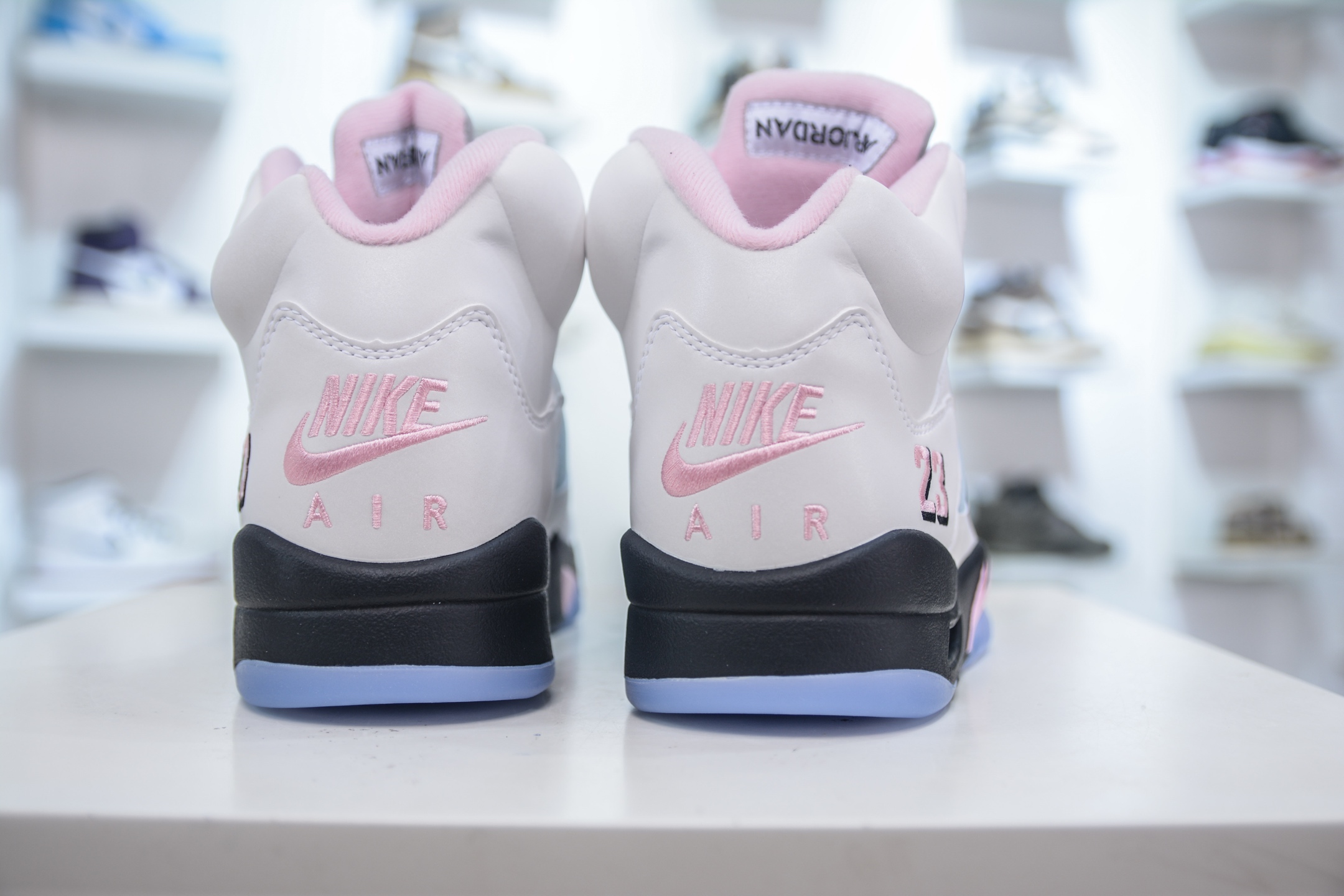 F版 Air Jordan 5 “Medium Soft Pink” AJ5复刻白粉黑 HQ7978-102