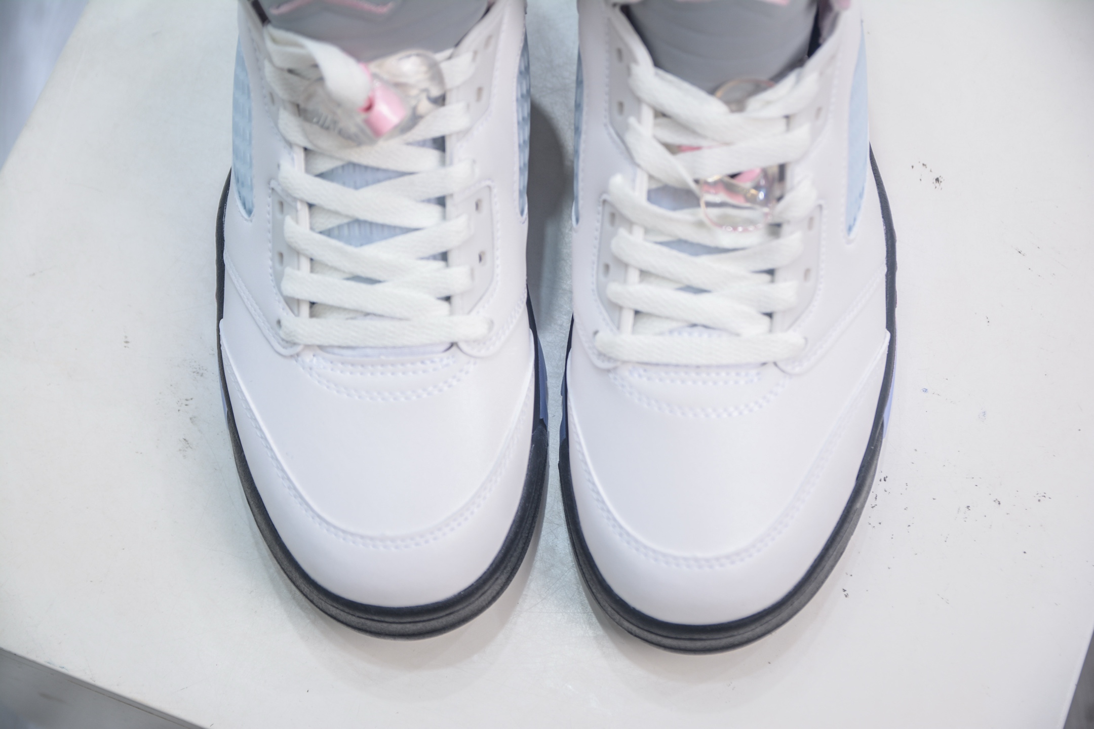 F版 Air Jordan 5 “Medium Soft Pink” AJ5复刻白粉黑 HQ7978-102