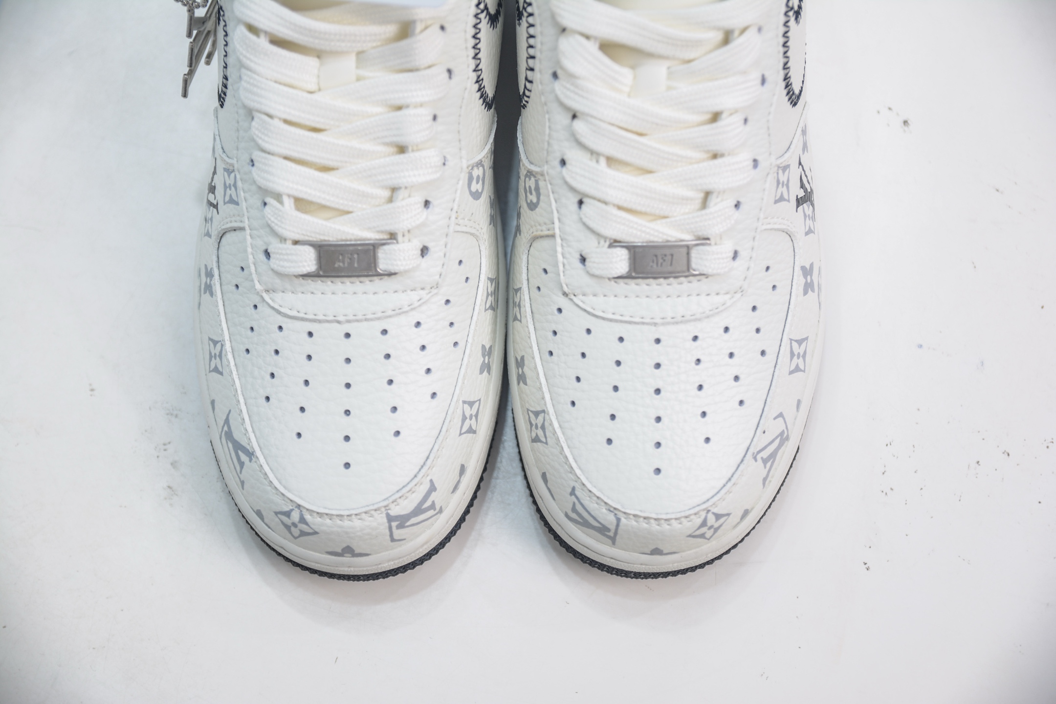 Nike Air Force 1 Low 07 x Louis VuittLV联名-米白黑 SC0601-557