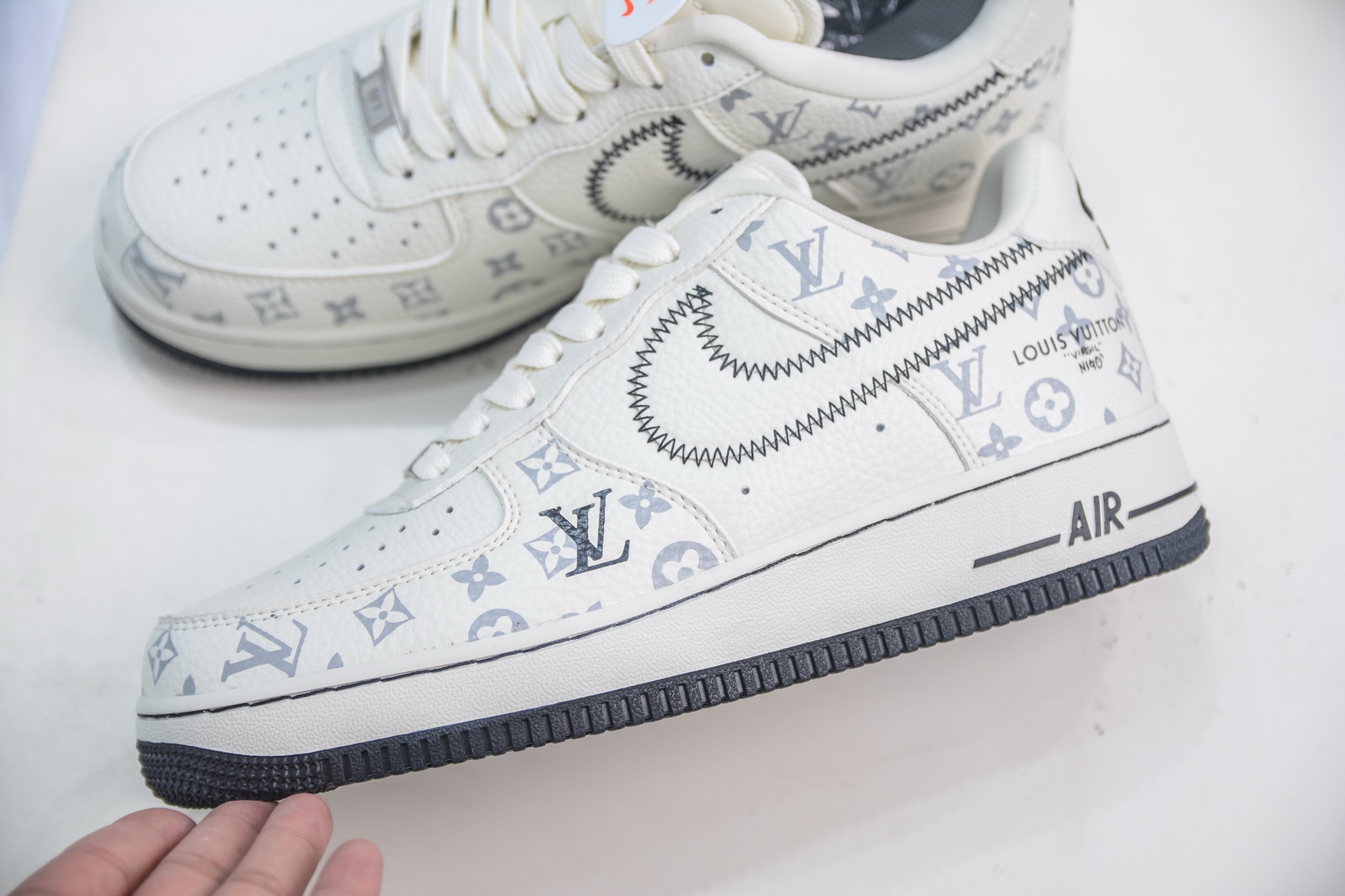 Nike Air Force 1 Low 07 x Louis VuittLV联名-米白黑 SC0601-557