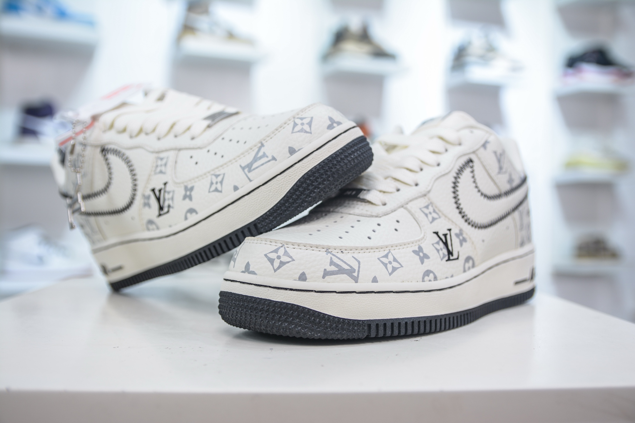 Nike Air Force 1 Low 07 x Louis VuittLV联名-米白黑 SC0601-557