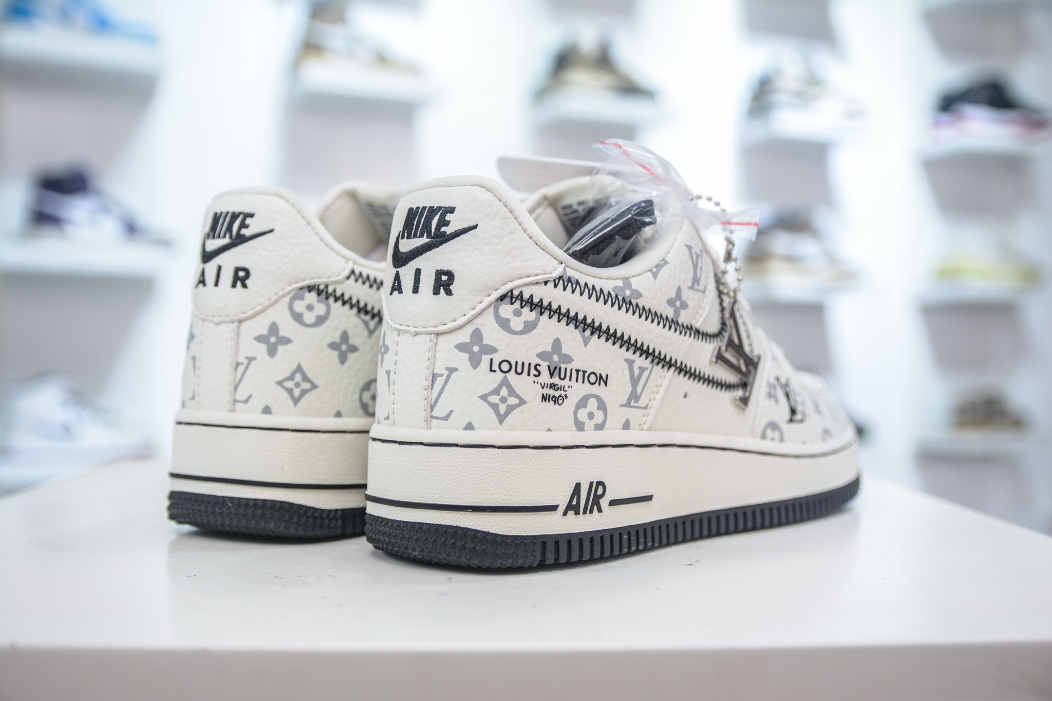 Nike Air Force 1 Low 07 x Louis VuittLV联名-米白黑 SC0601-557
