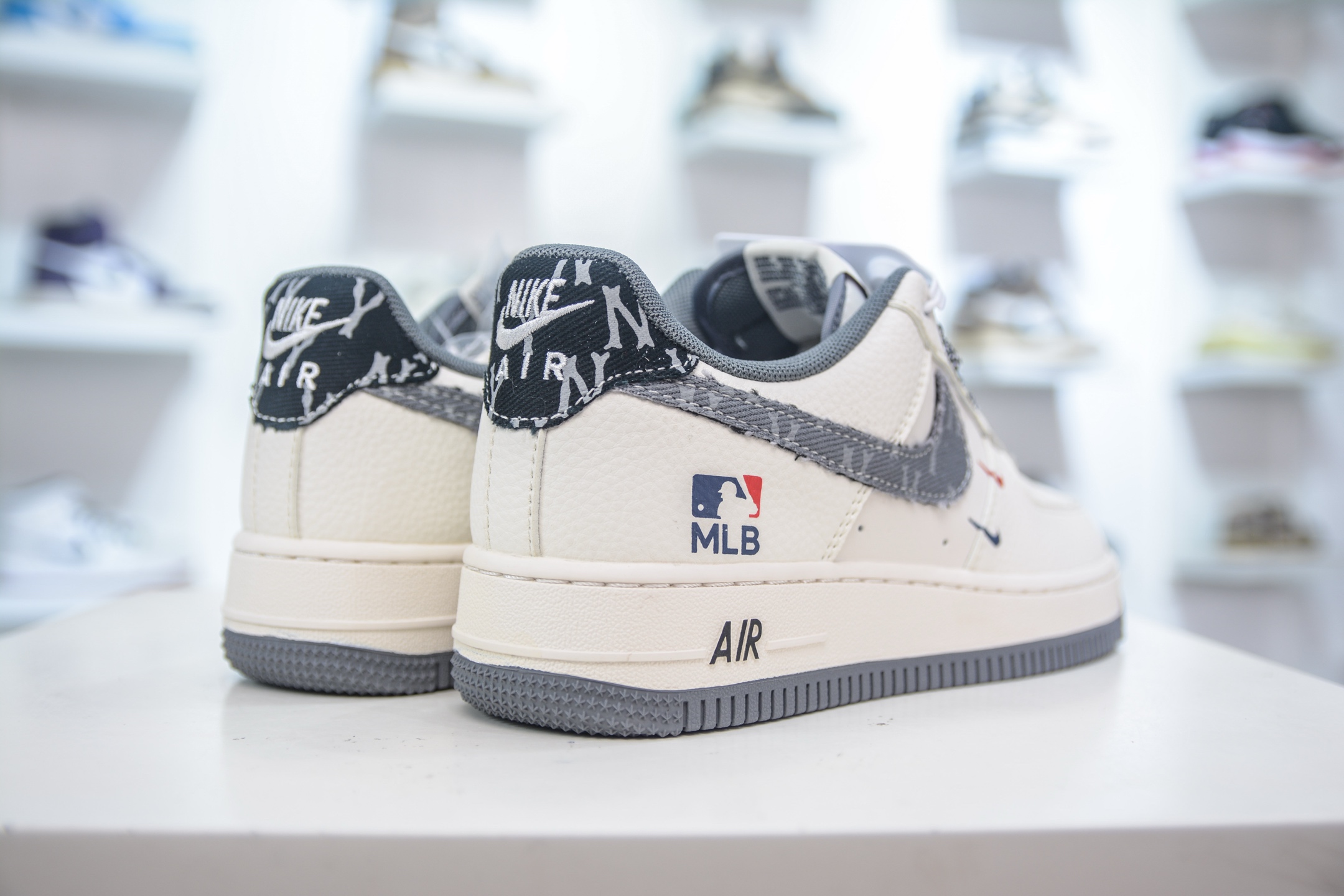 Nike Air Force 1 Low 07 x MLB 洋基队联名-白灰 QW5606-264
