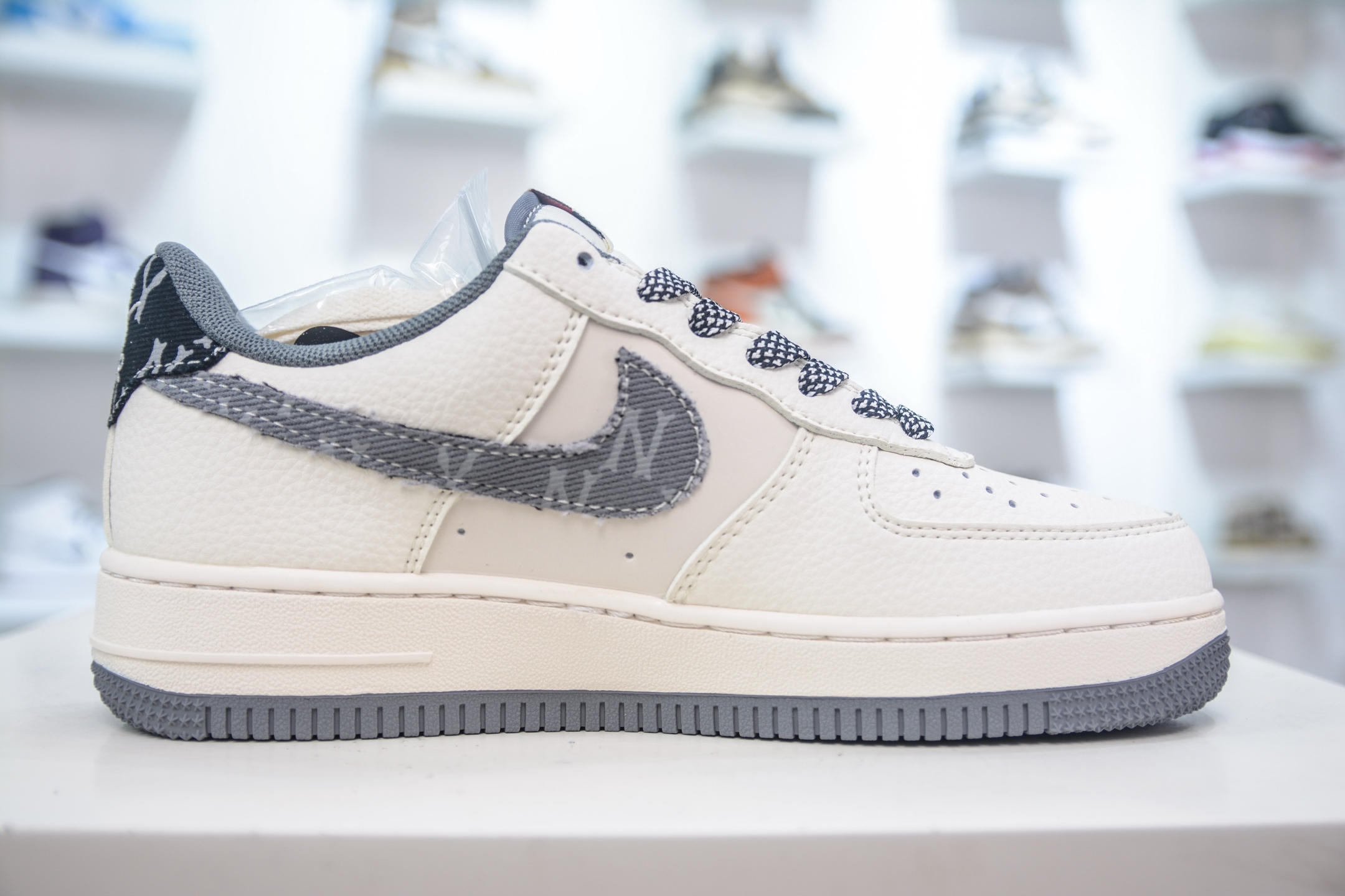 Nike Air Force 1 Low 07 x MLB 洋基队联名-白灰 QW5606-264