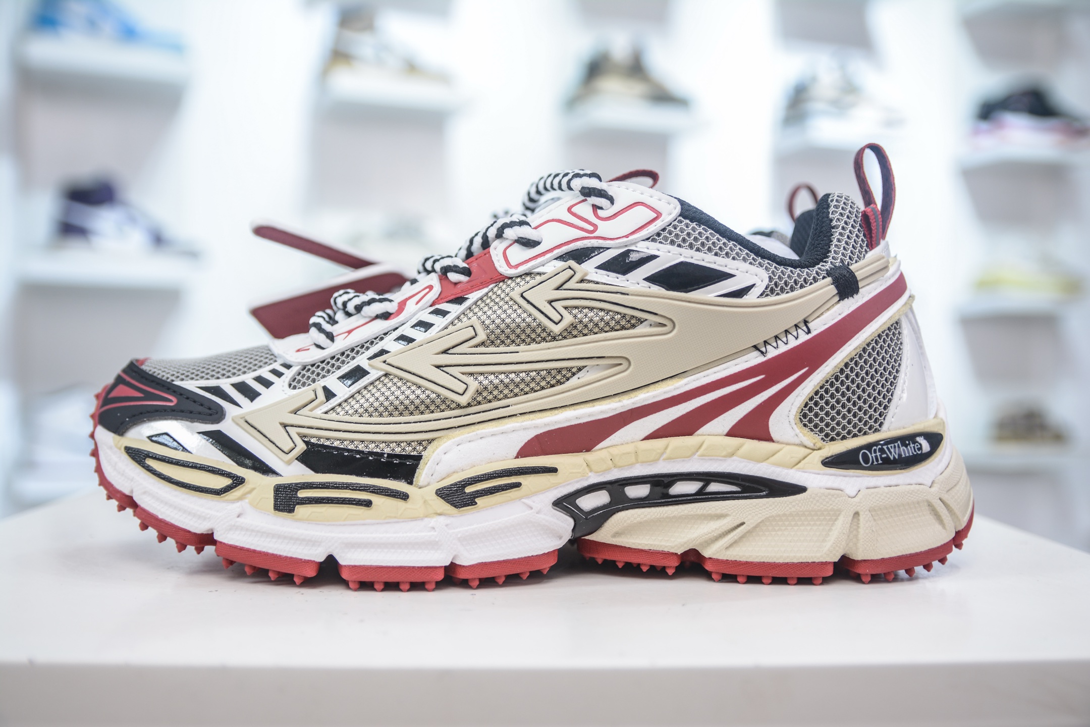 KX神版 Off-White 2024年OW最新款跑鞋