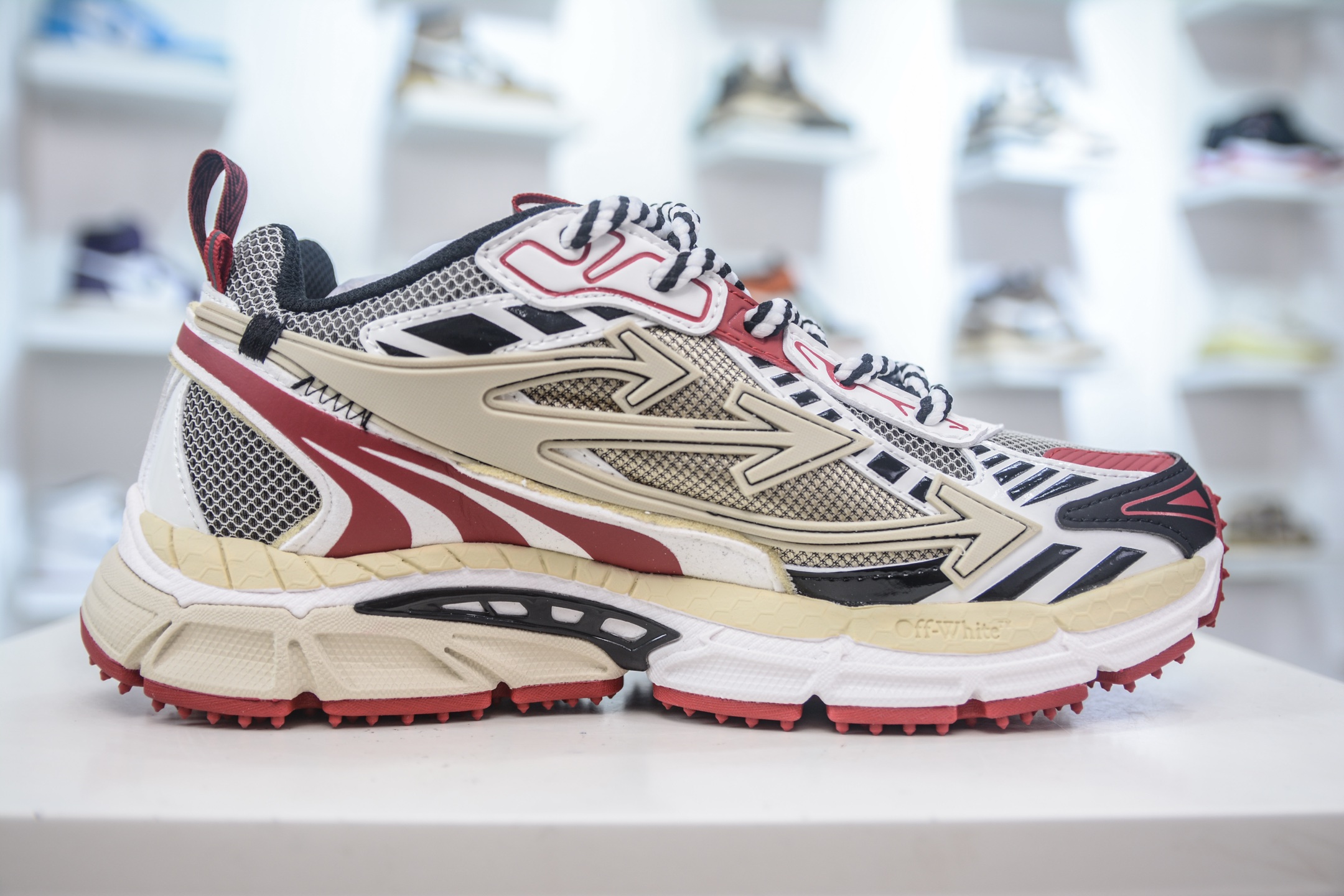 KX神版 Off-White 2024年OW最新款跑鞋