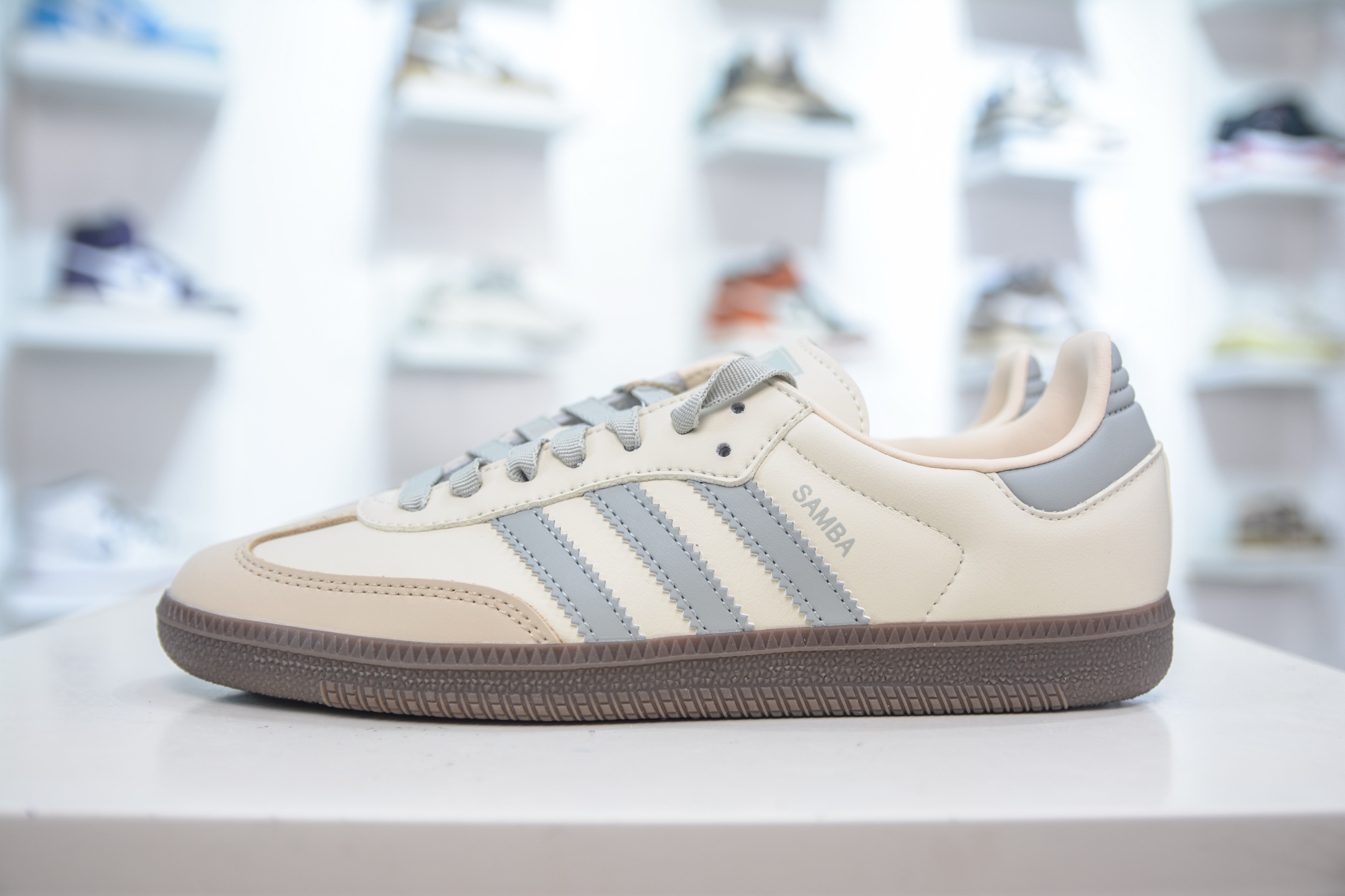 Adidas Original Samba OG Cream White/Grey Classic Lightweight Sneakers 1 i1754587032170 5821 0 0