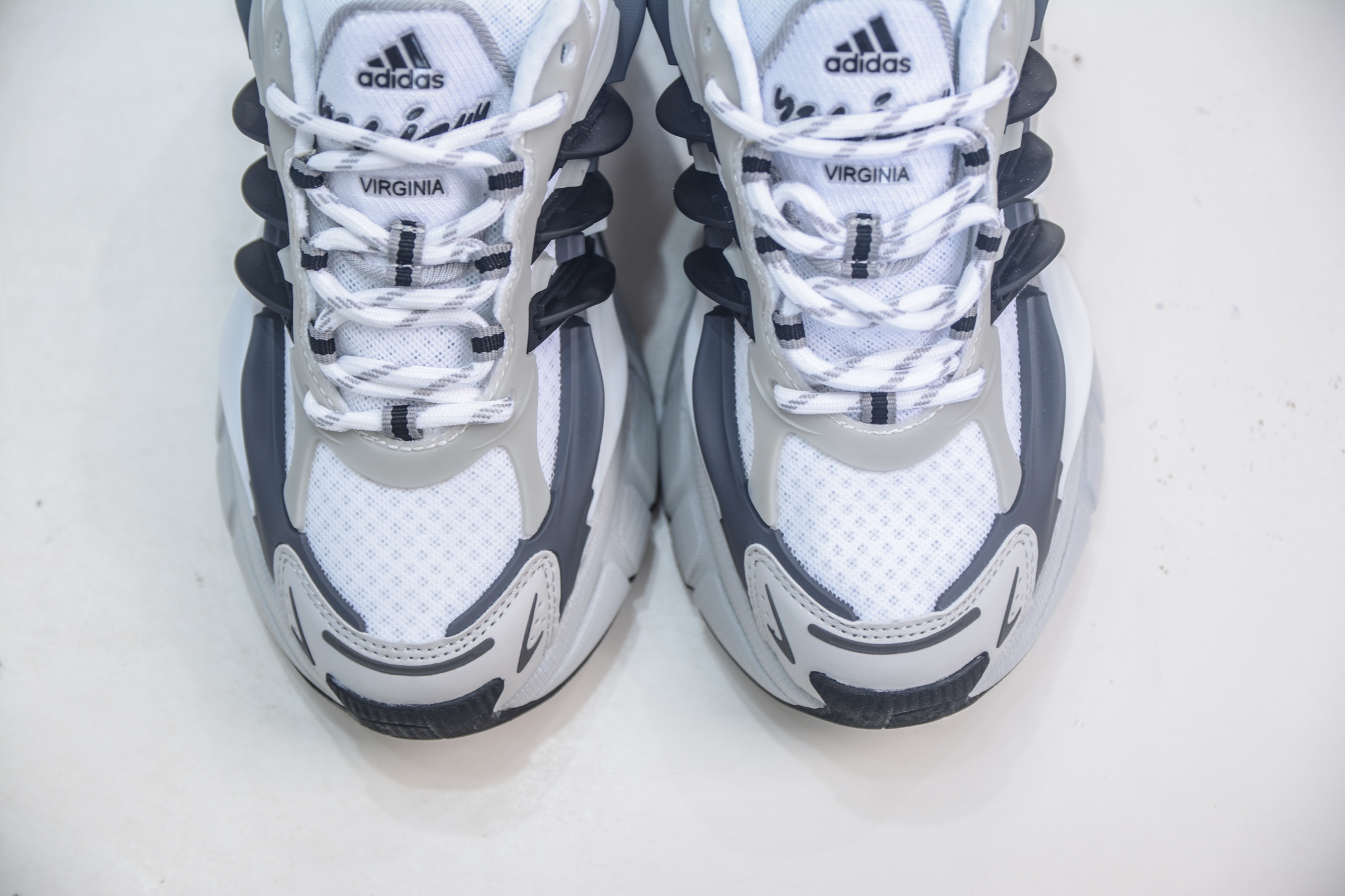 Adidas Adistar Cushion Pharrell Jellyfish Retro Sneakers - Low Top 9 i1754587141611 6463 0 8